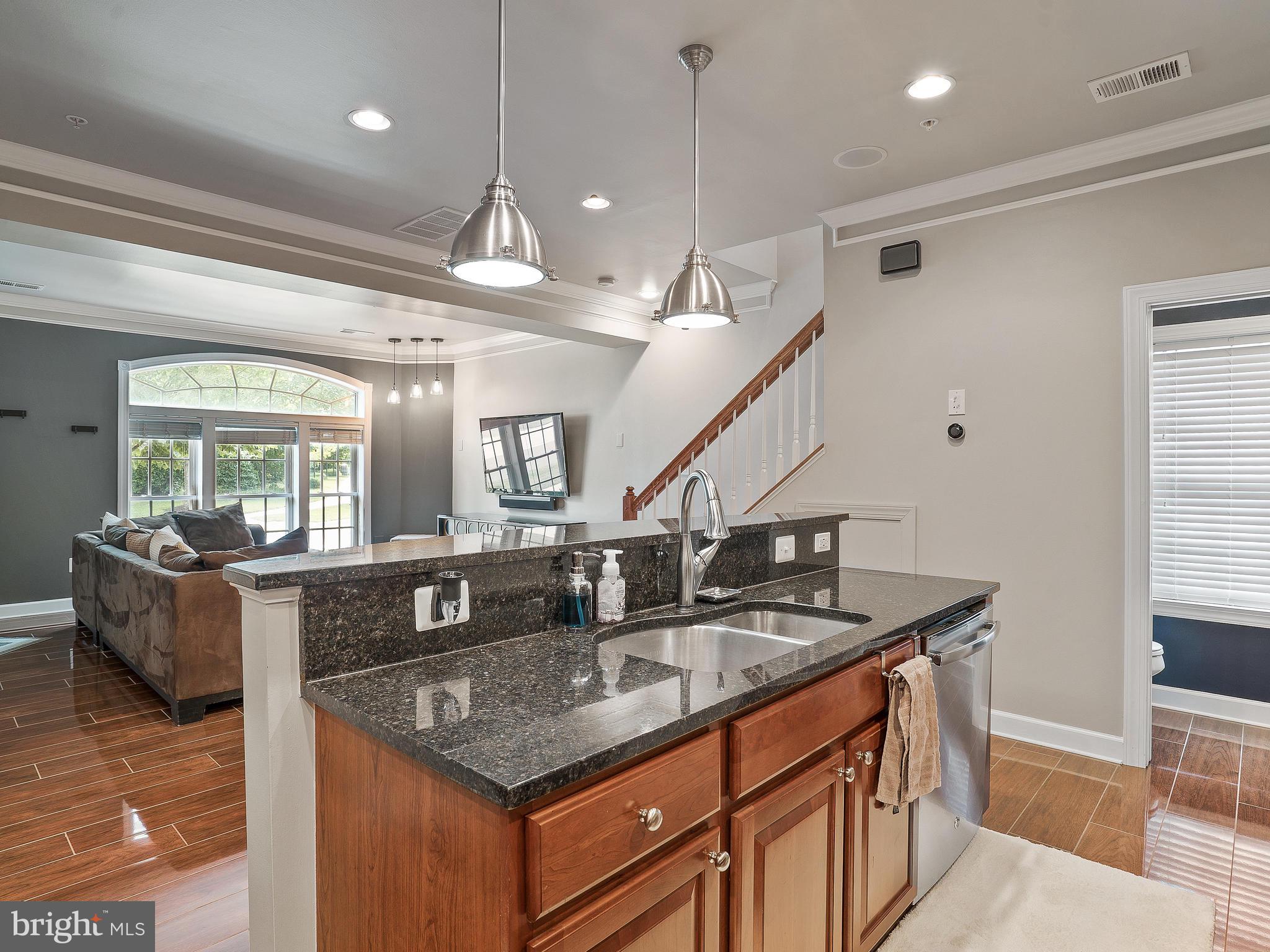 HIDDEN CREEK - Residential