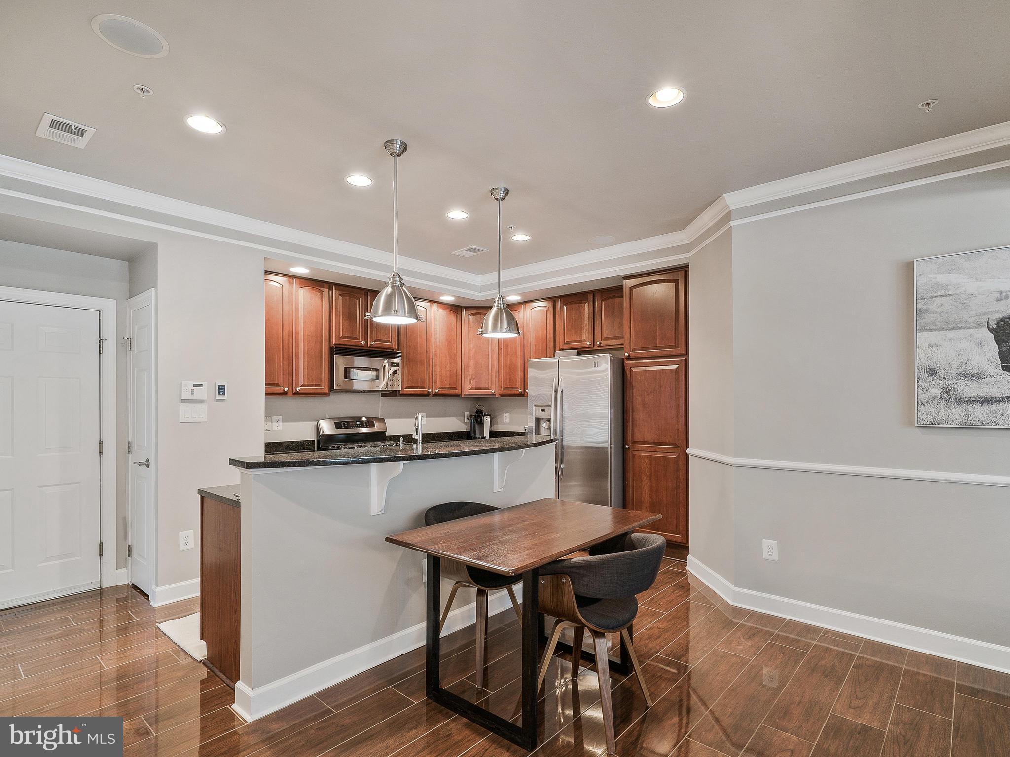 HIDDEN CREEK - Residential