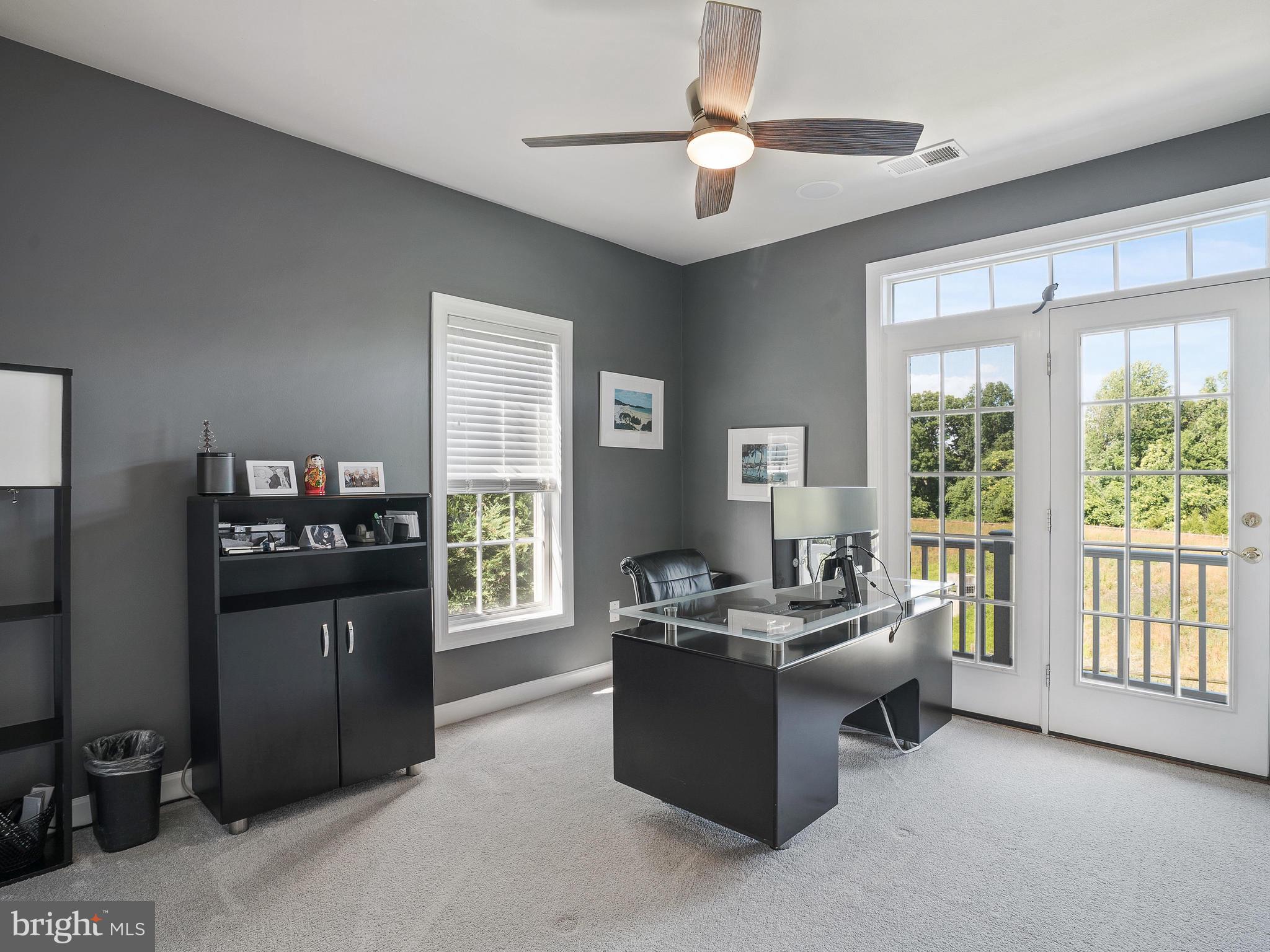 HIDDEN CREEK - Residential