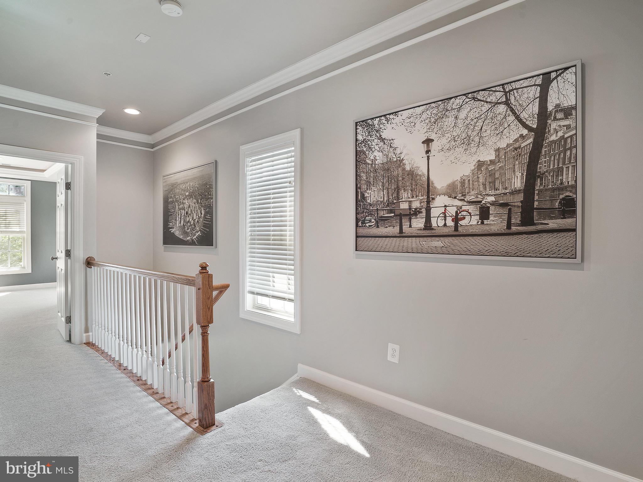 HIDDEN CREEK - Residential