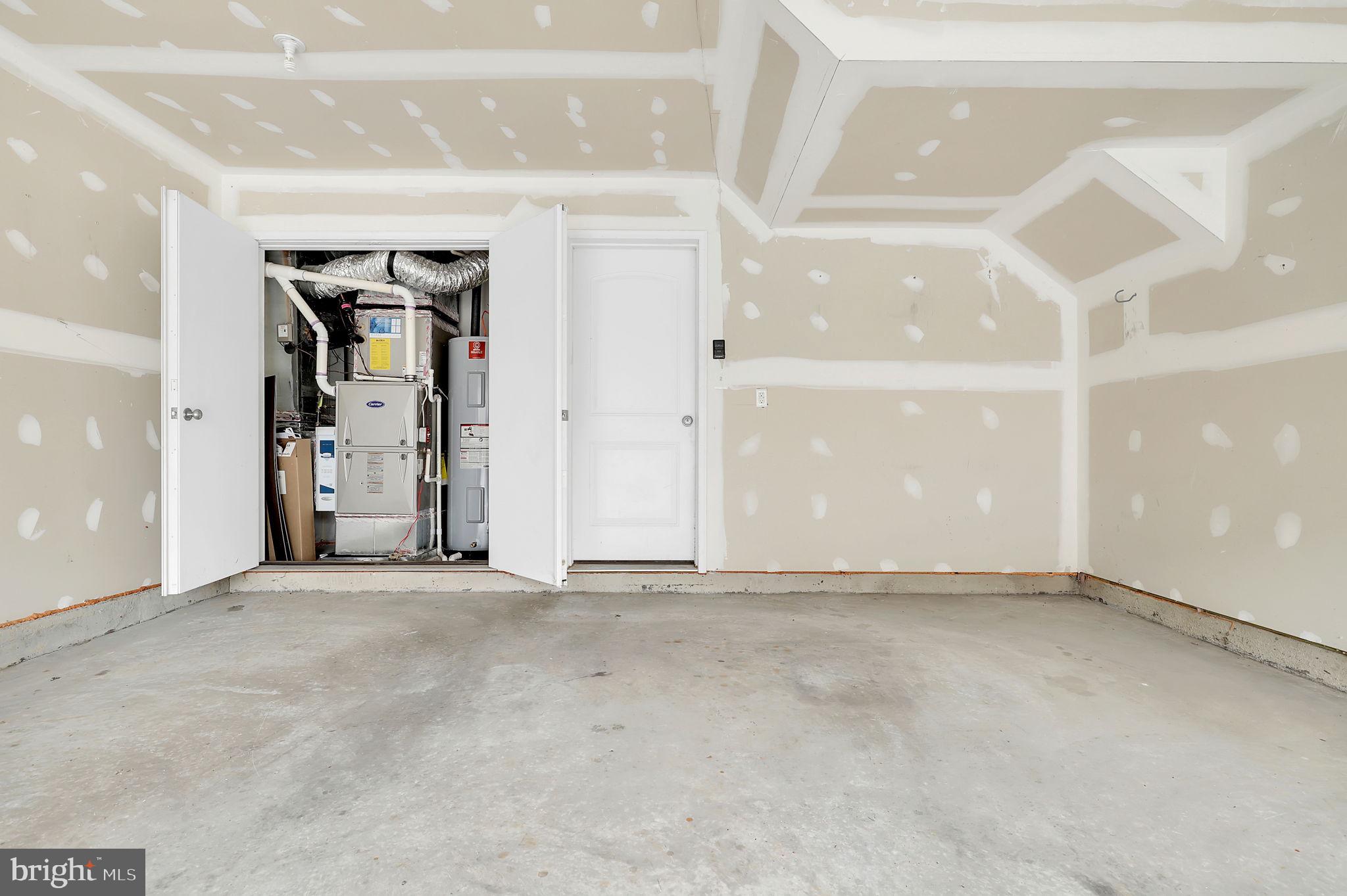 MANORS AT BALLENGER CREEK - Residential