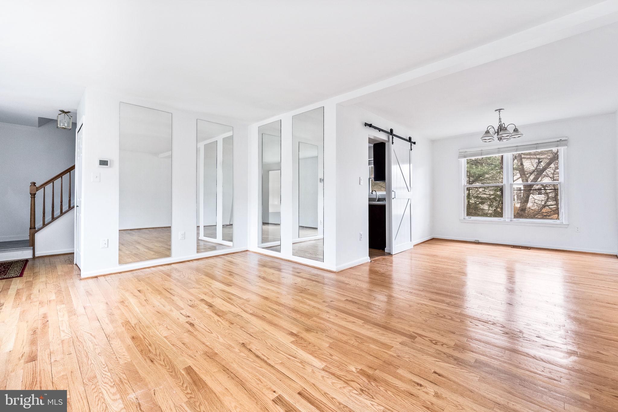 LONGMEAD - Residential