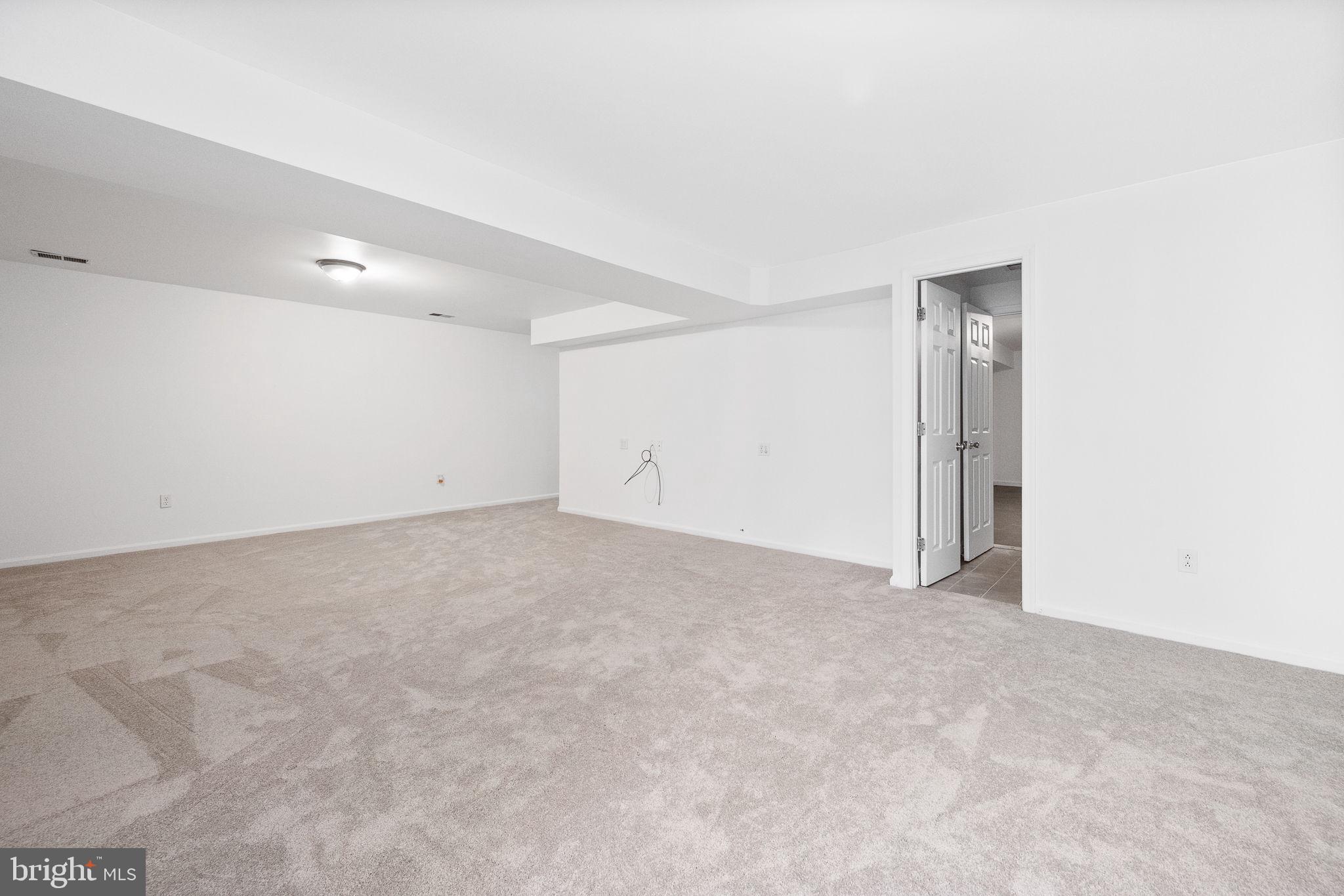 LONGMEAD - Residential