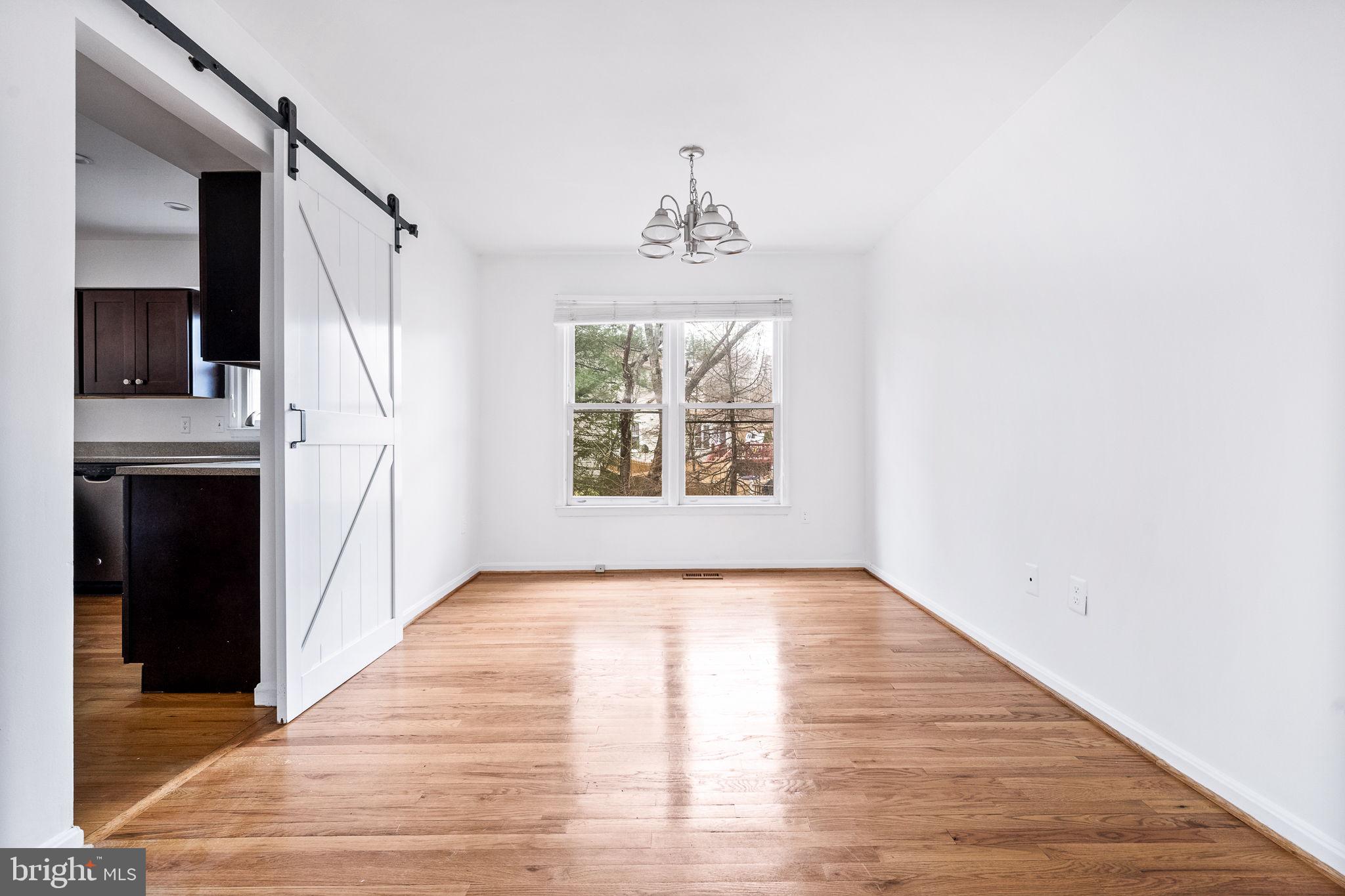 LONGMEAD - Residential