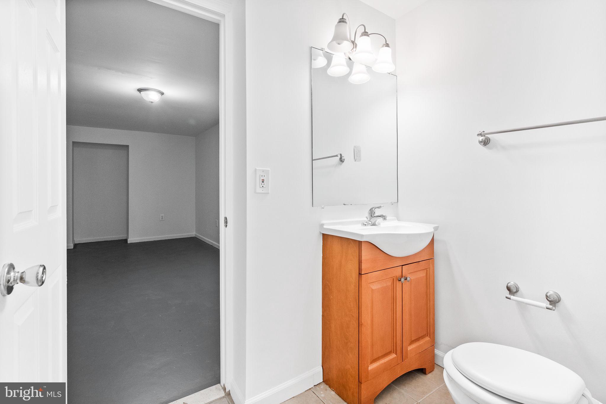 LONGMEAD - Residential