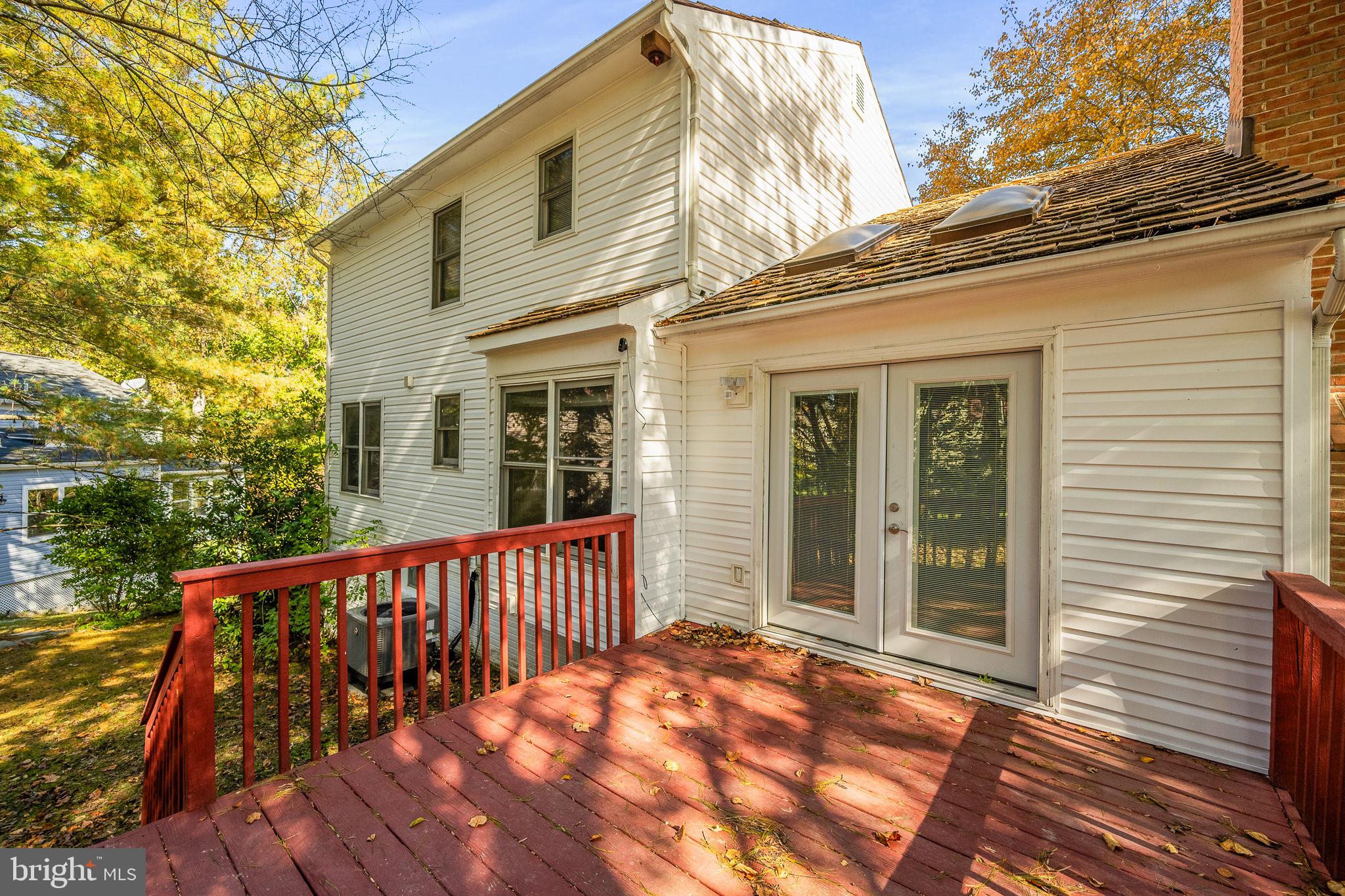 LONGMEAD - Residential