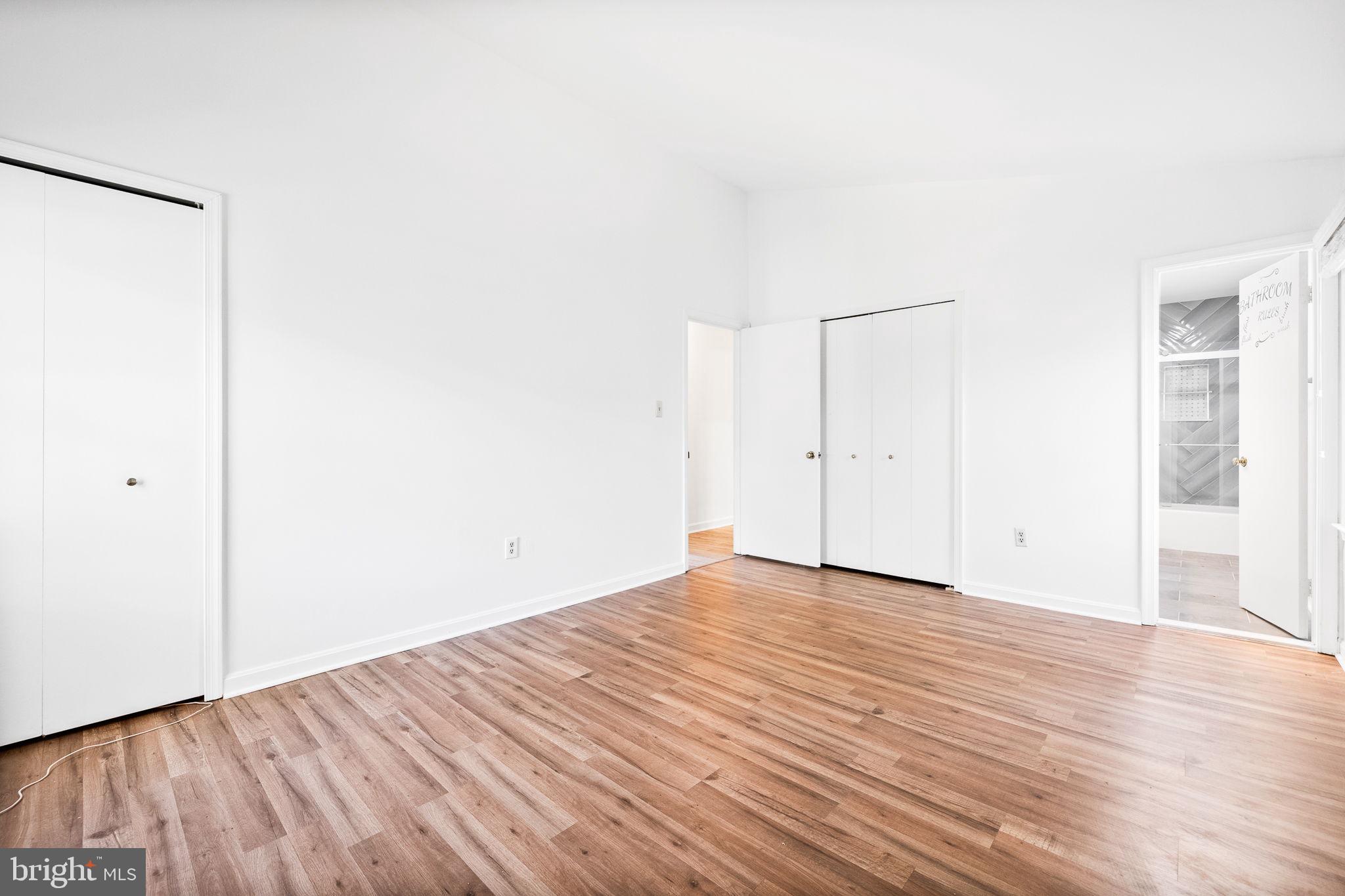 LONGMEAD - Residential