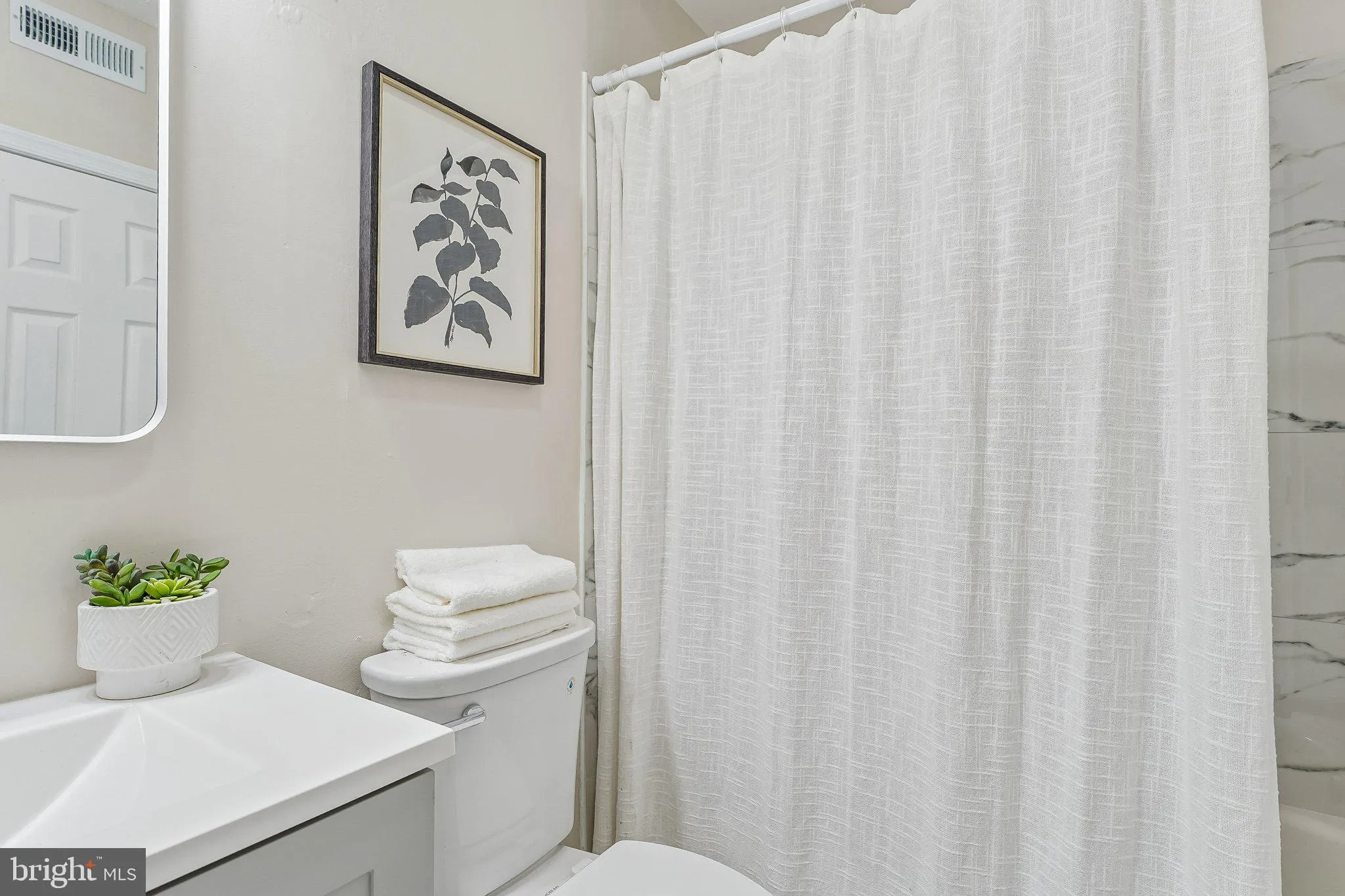 Additional image 48 of 135 N Highland Avenue, Baltimore, MD 21224