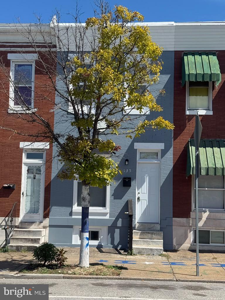 135 N HIGHLAND AVENUE