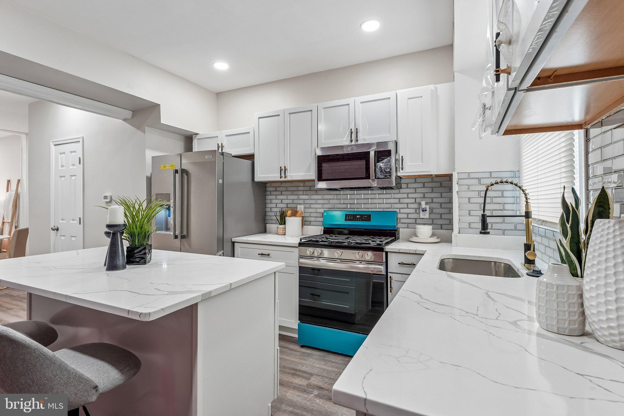 BALTIMORE HIGHLANDS - Residential