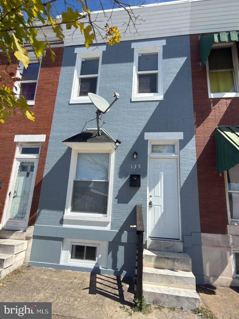 Photo of 135 N Highland Avenue, BALTIMORE, MD 21224 (MLS # MDBA2215008)