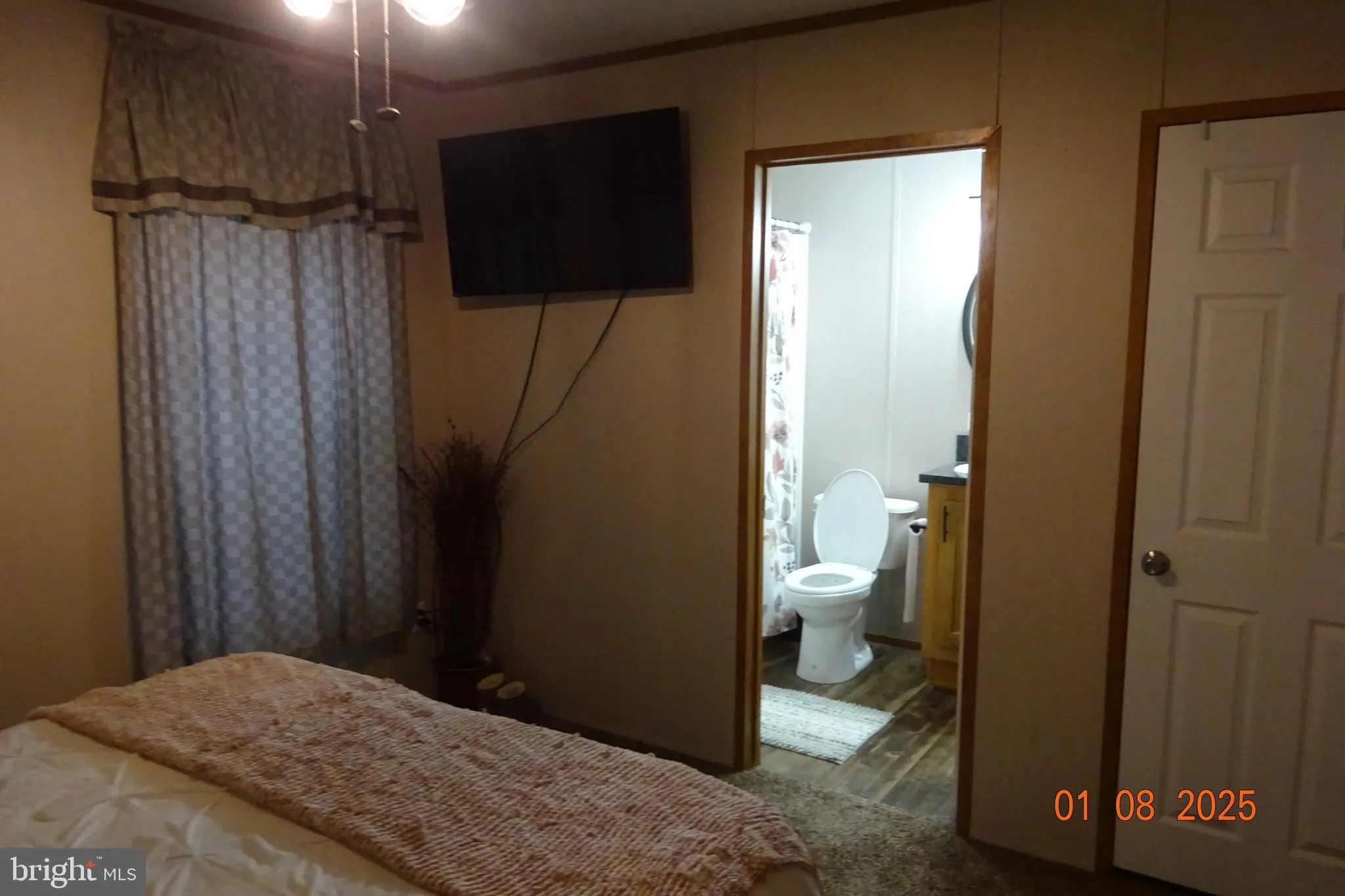 Shippensburg, Pennsylvania 17257, United States, 3 Bedrooms Bedrooms, ,2 BathroomsBathrooms,Residential,Active,20445