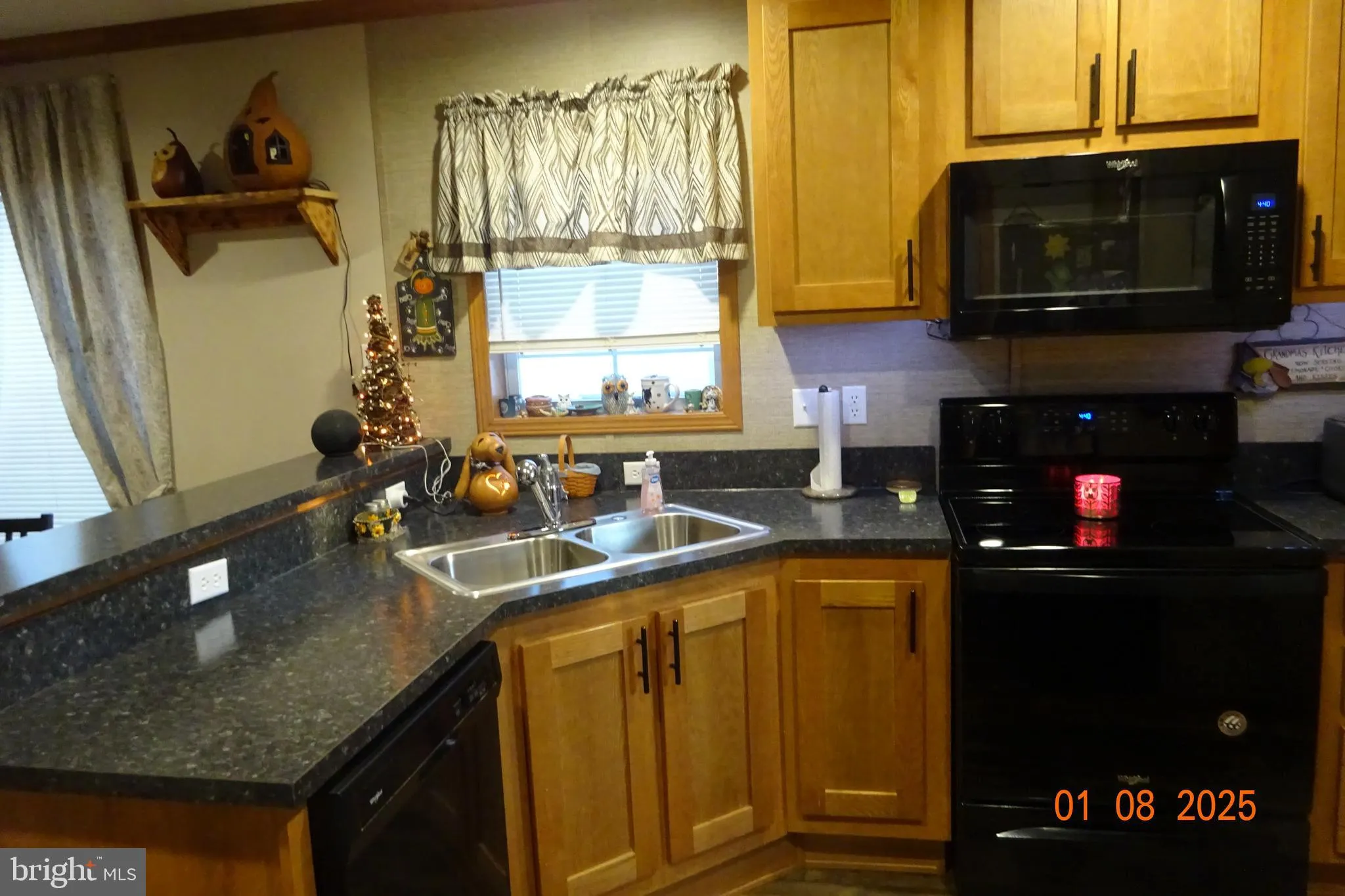 Shippensburg, Pennsylvania 17257, United States, 3 Bedrooms Bedrooms, ,2 BathroomsBathrooms,Residential,Active,20445