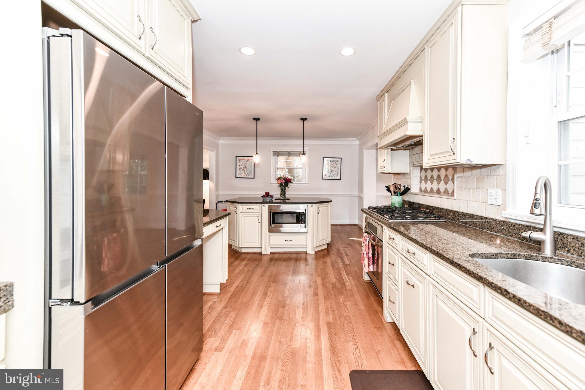 BELLEVUE FOREST - Residential Lease