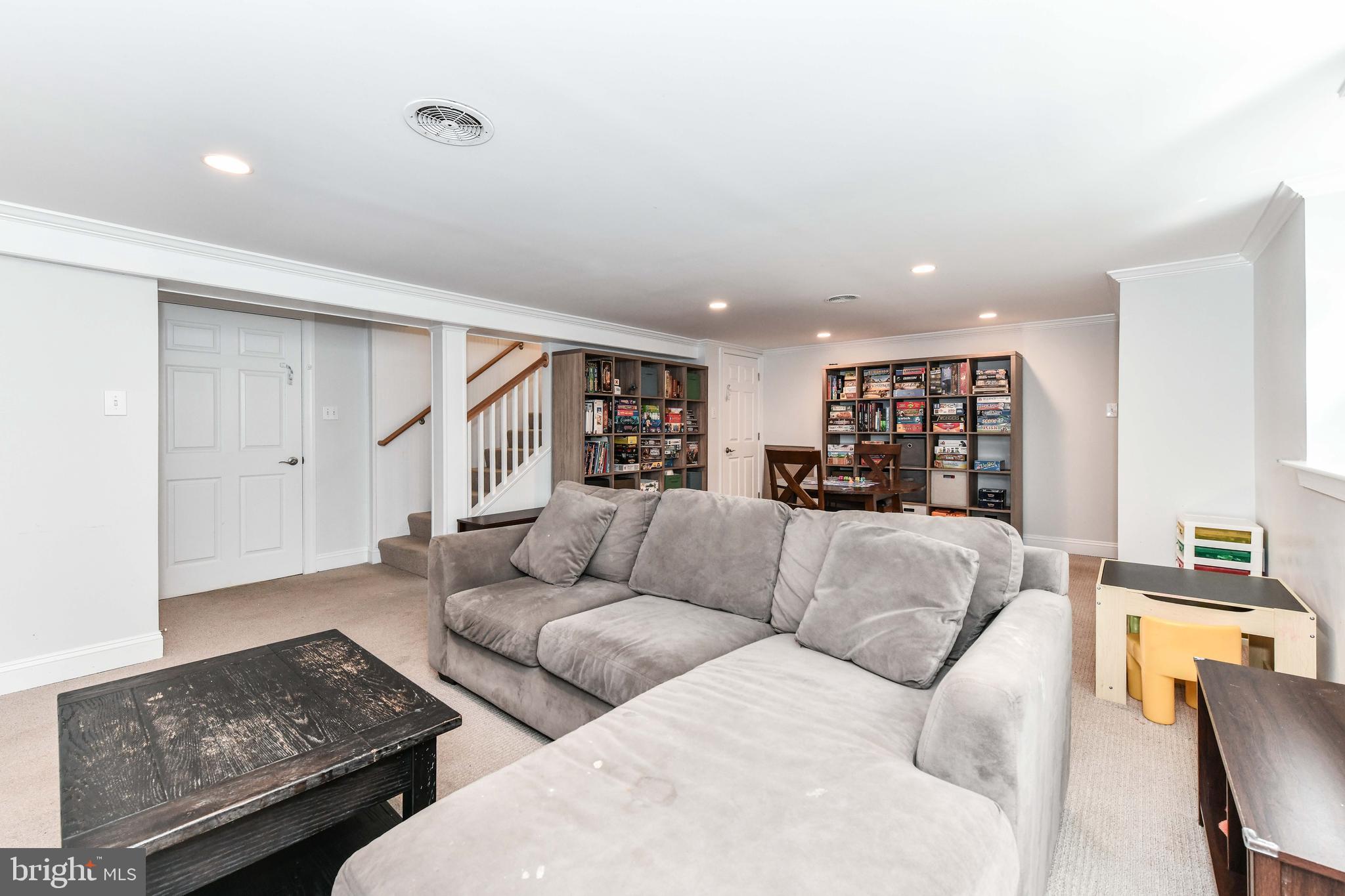 BELLEVUE FOREST - Residential Lease