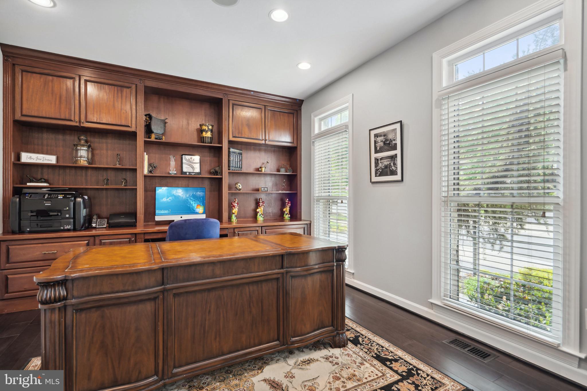 WILLOWS OF POTOMAC - Residential