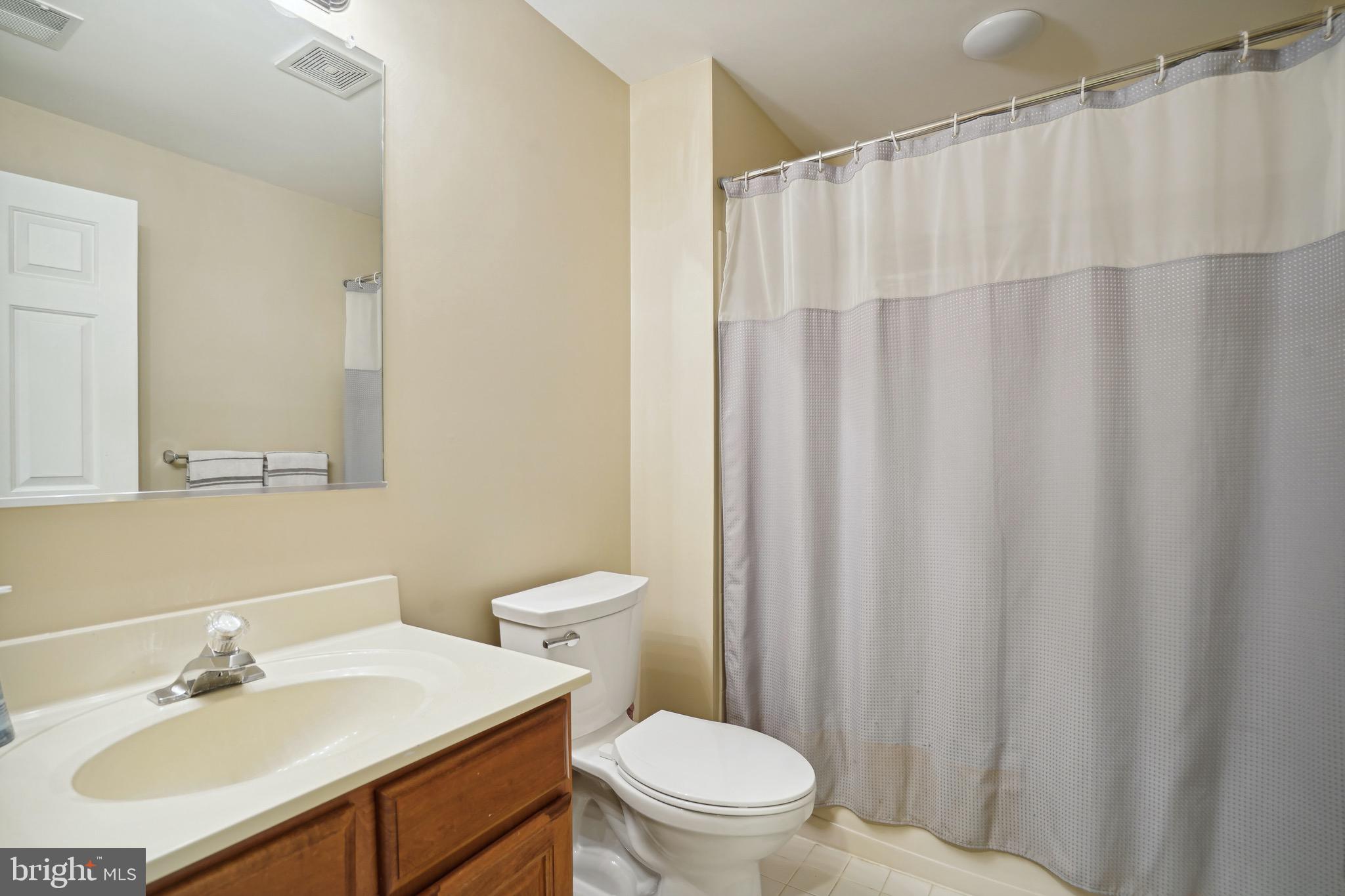 WILLOWS OF POTOMAC - Residential