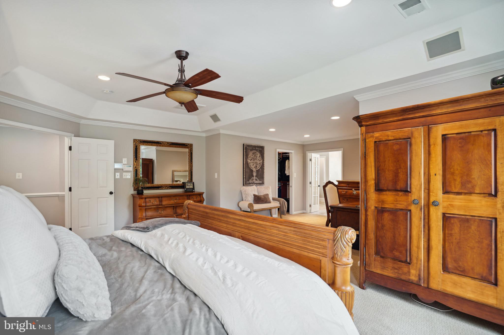 WILLOWS OF POTOMAC - Residential