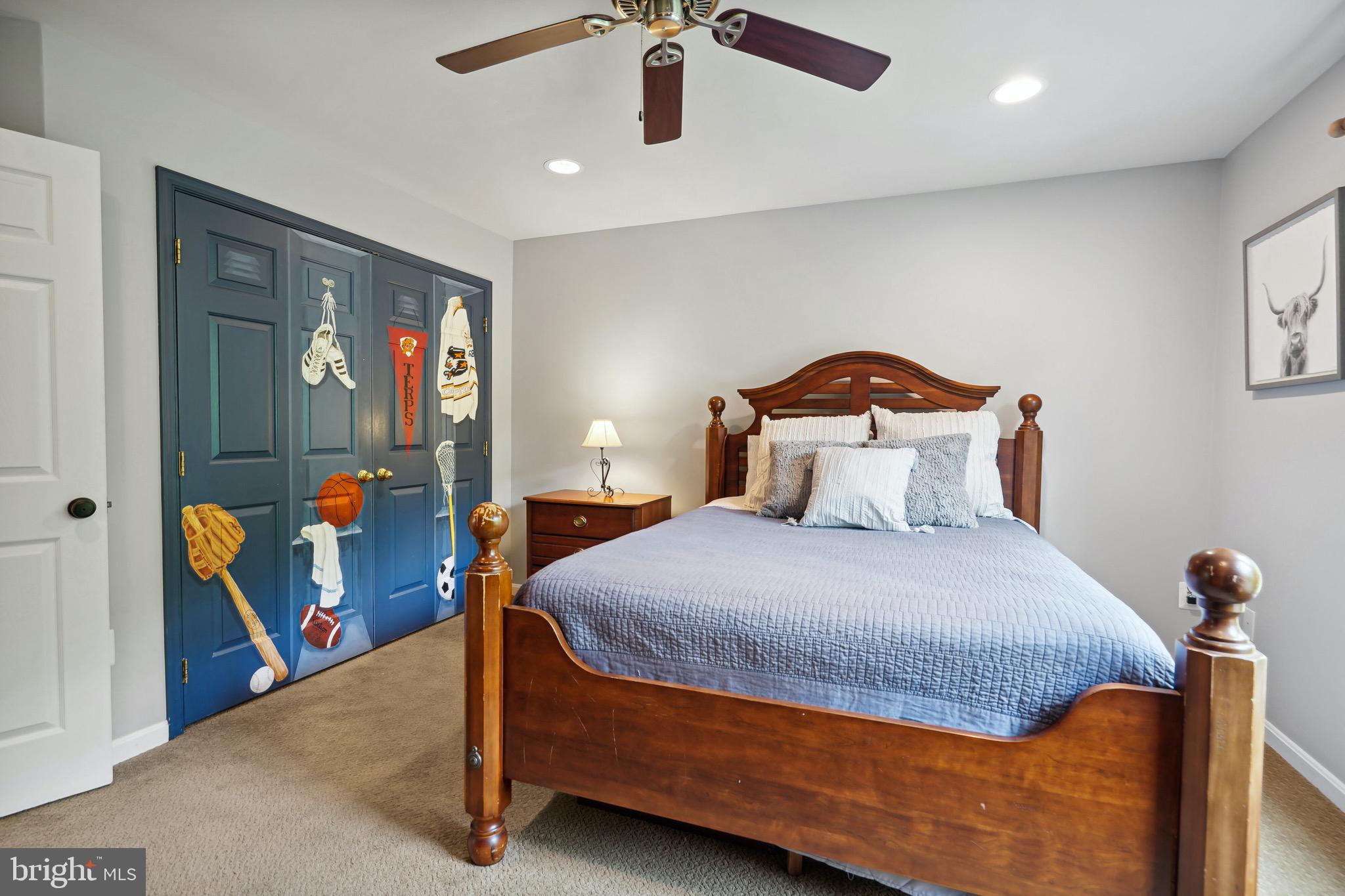 WILLOWS OF POTOMAC - Residential