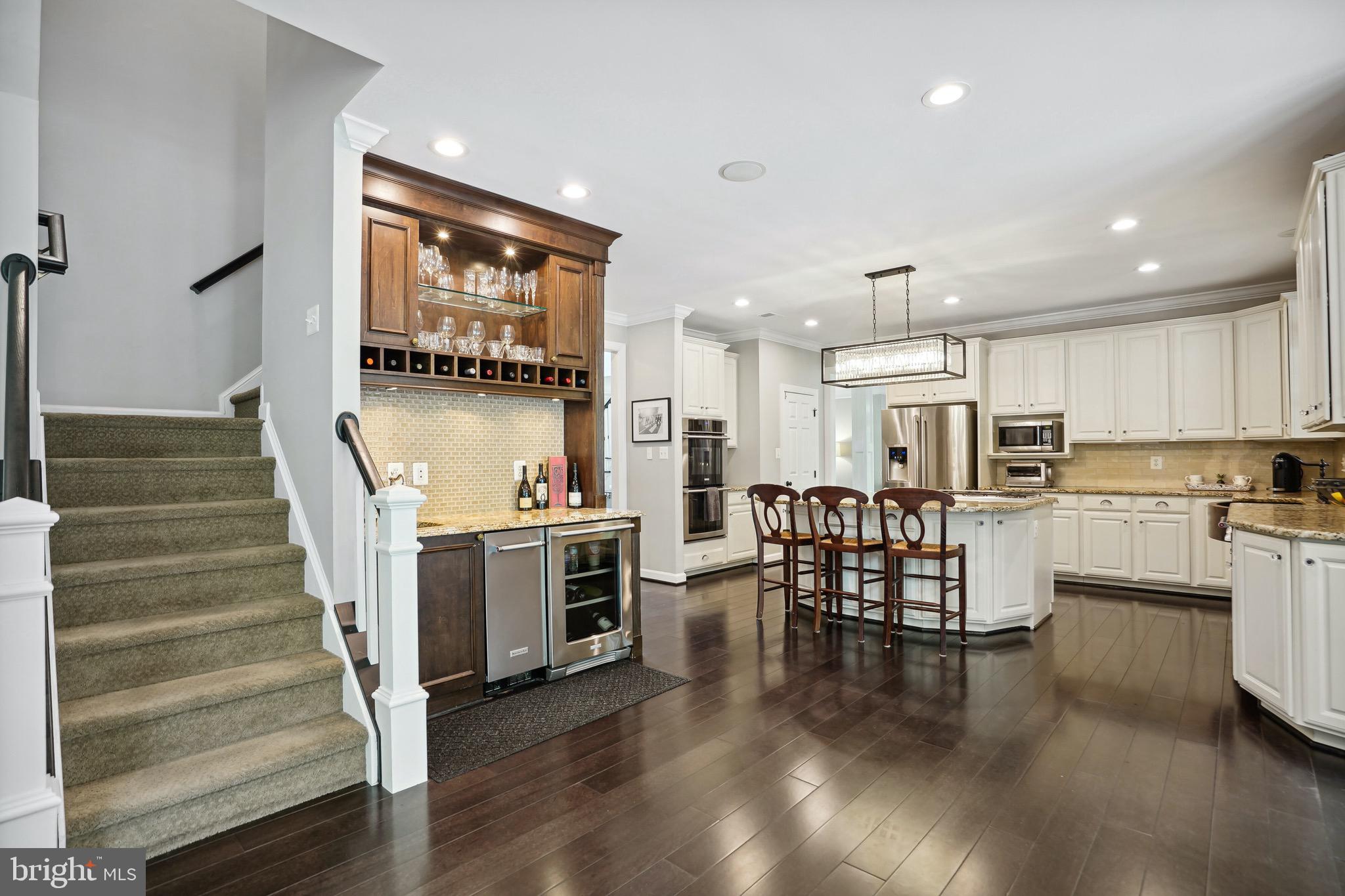 WILLOWS OF POTOMAC - Residential