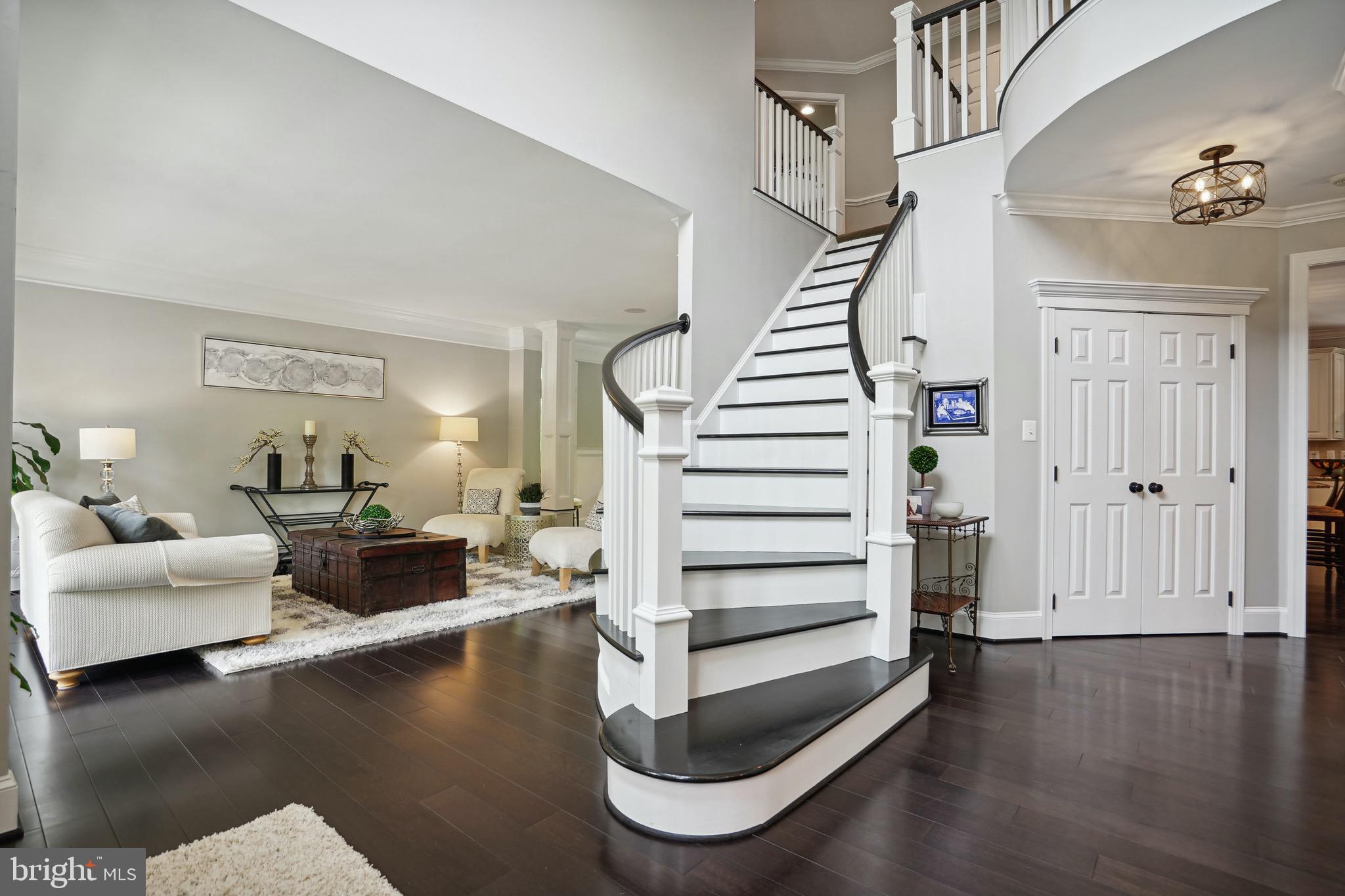 WILLOWS OF POTOMAC - Residential