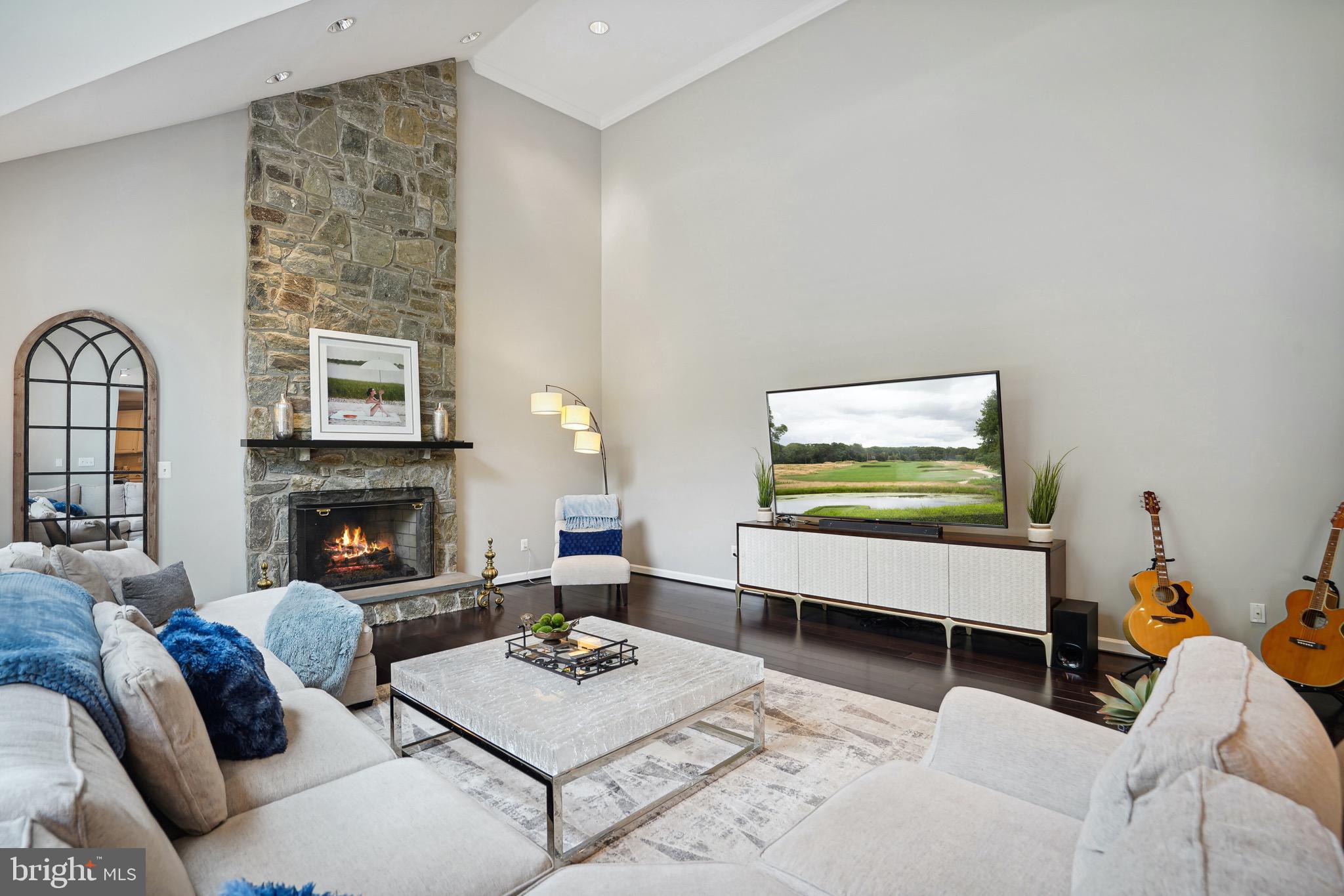 WILLOWS OF POTOMAC - Residential