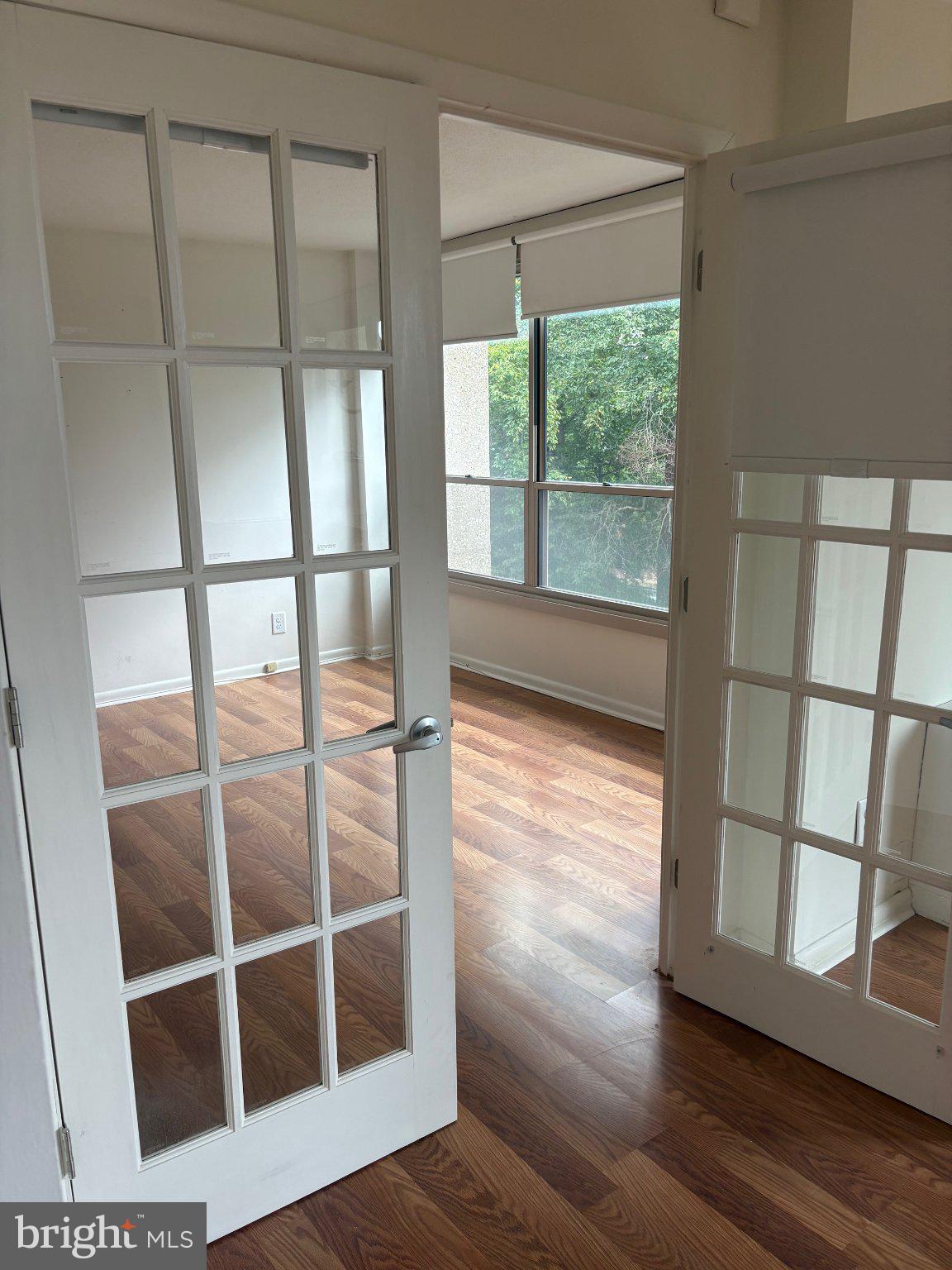 1001 CITY AVENUE EE-726