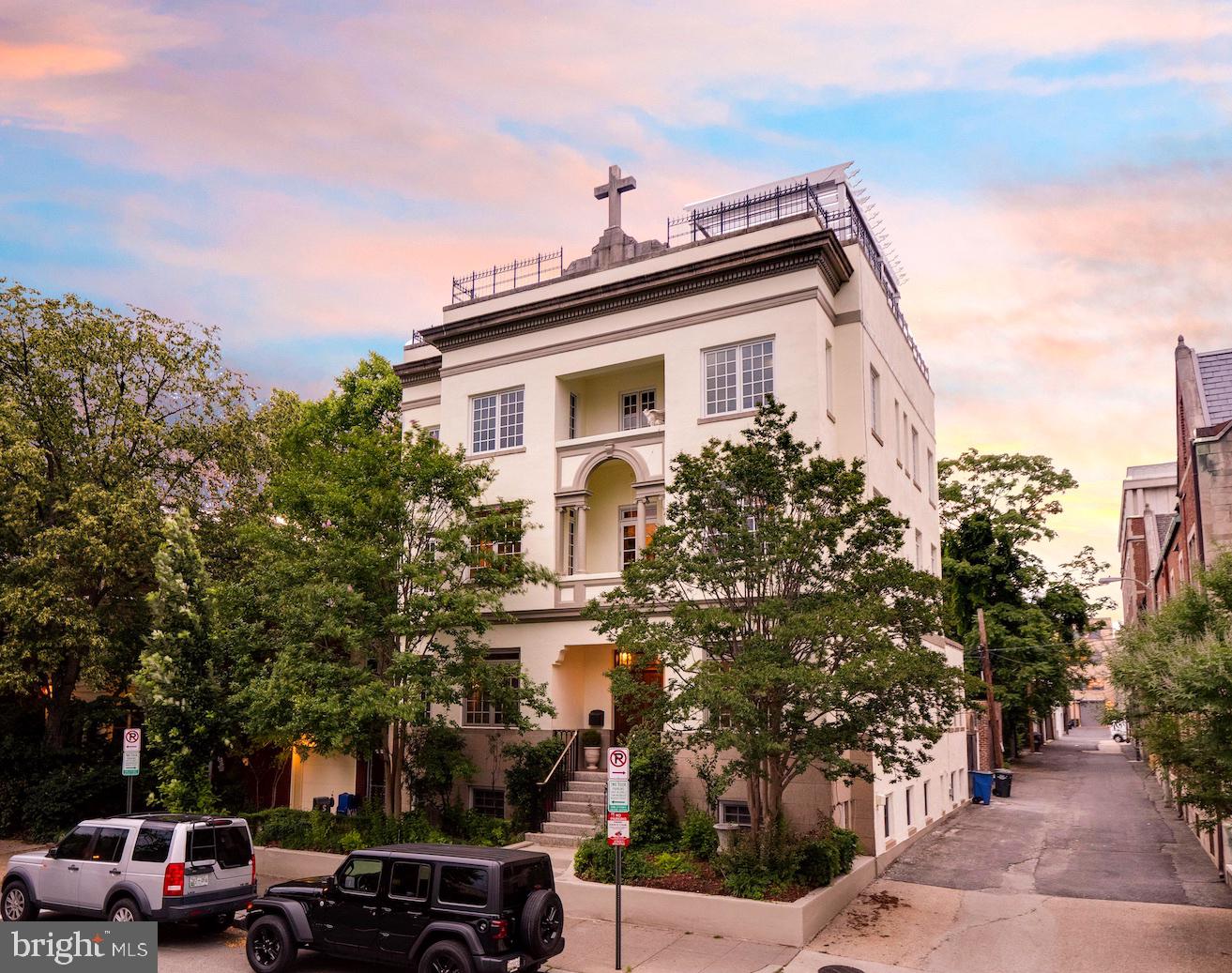 LOGAN CIRCLE - Residential