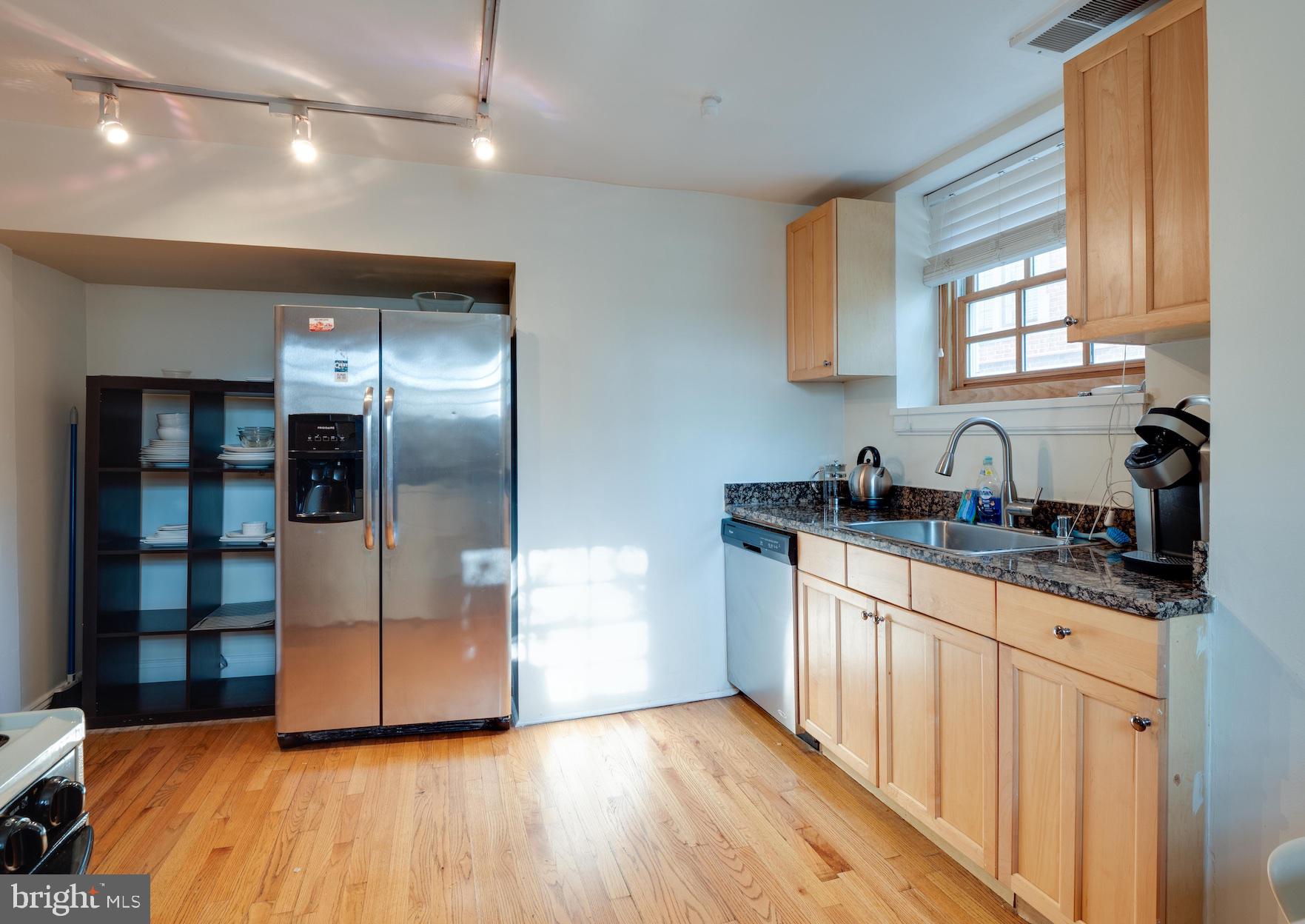 LOGAN CIRCLE - Residential