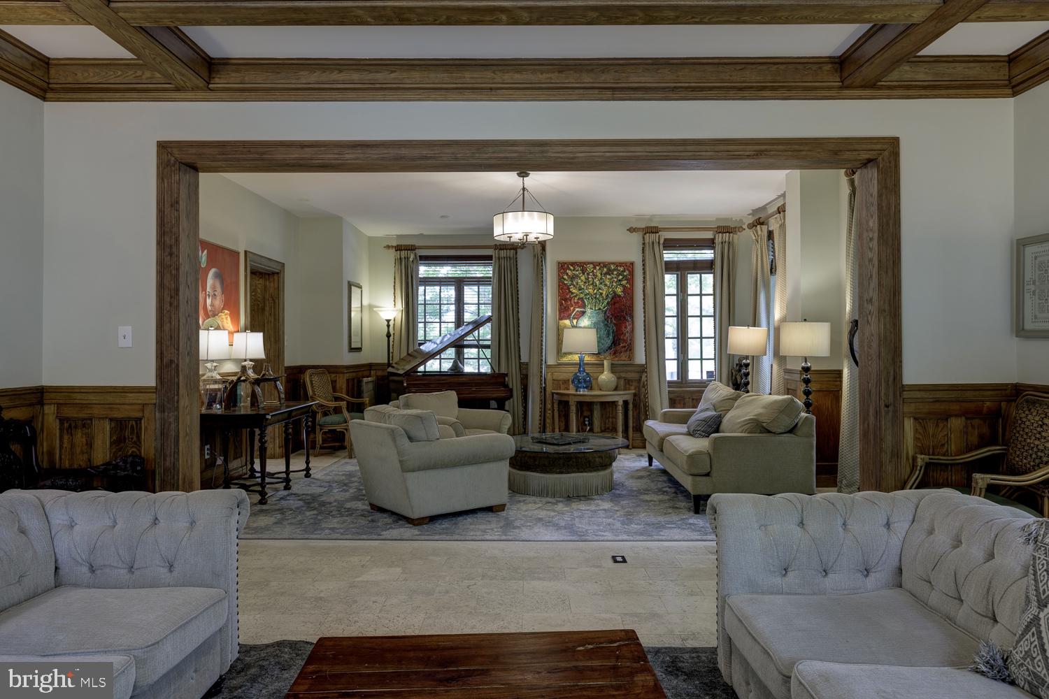 LOGAN CIRCLE - Residential