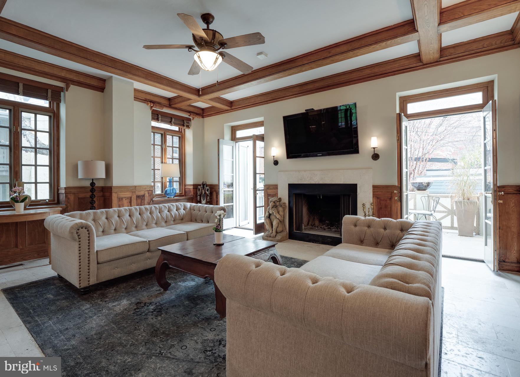 LOGAN CIRCLE - Residential