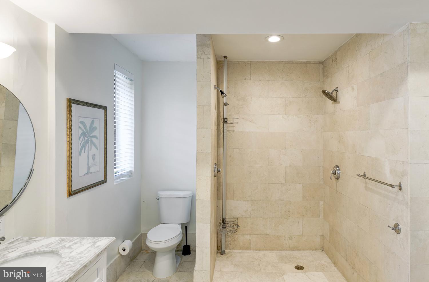 LOGAN CIRCLE - Residential