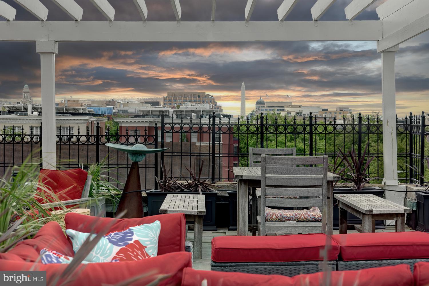 LOGAN CIRCLE - Residential
