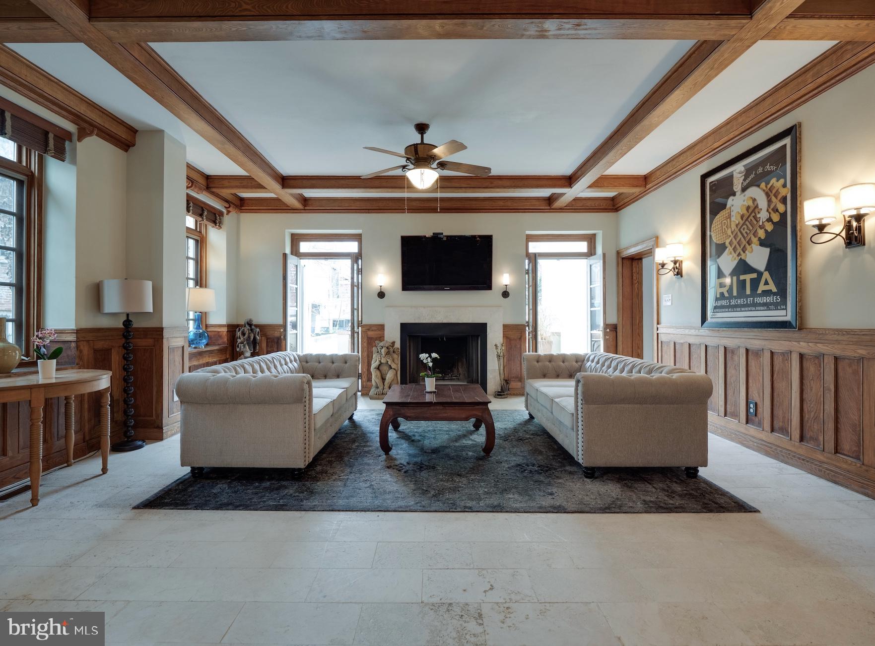 LOGAN CIRCLE - Residential