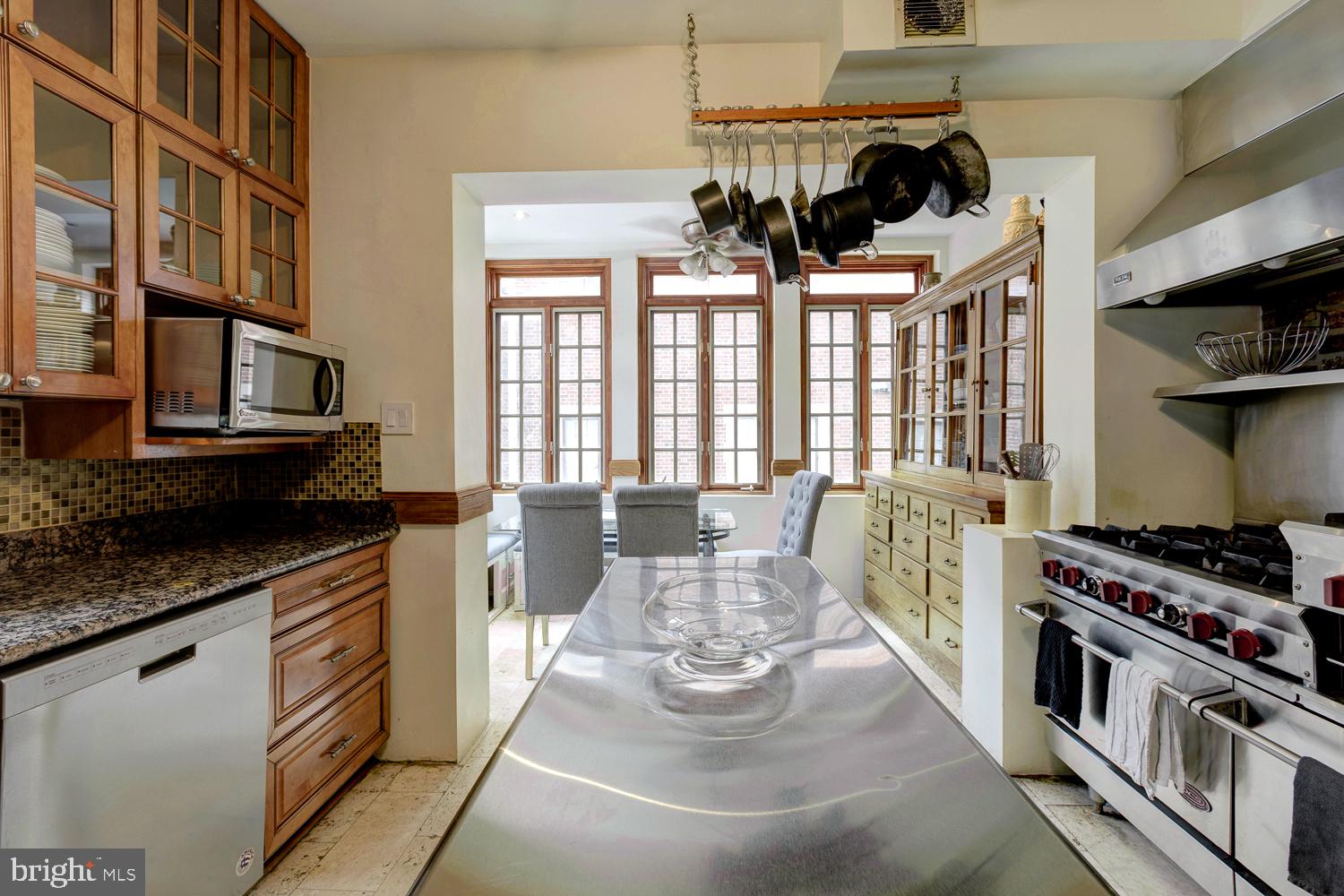 LOGAN CIRCLE - Residential