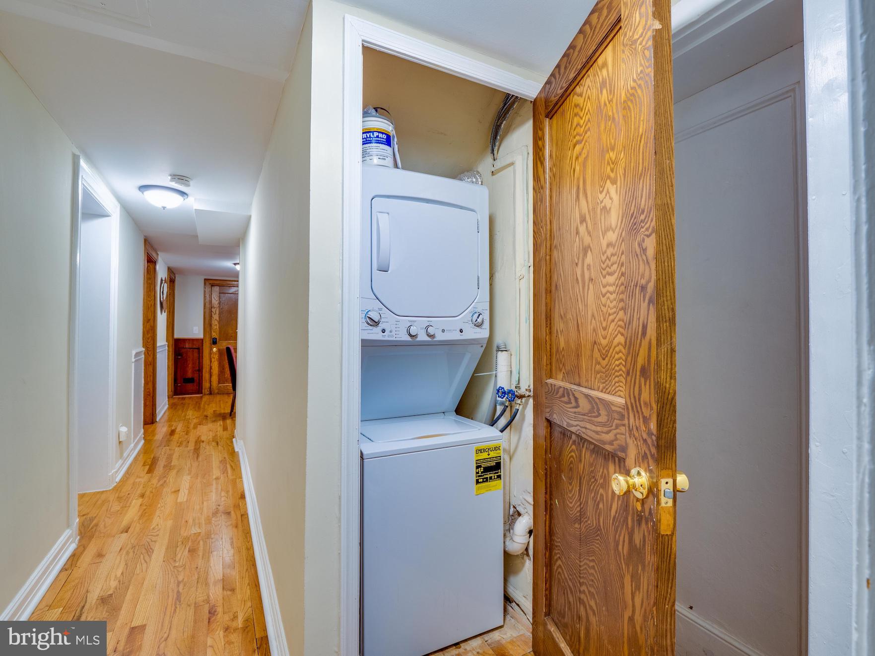 LOGAN CIRCLE - Residential