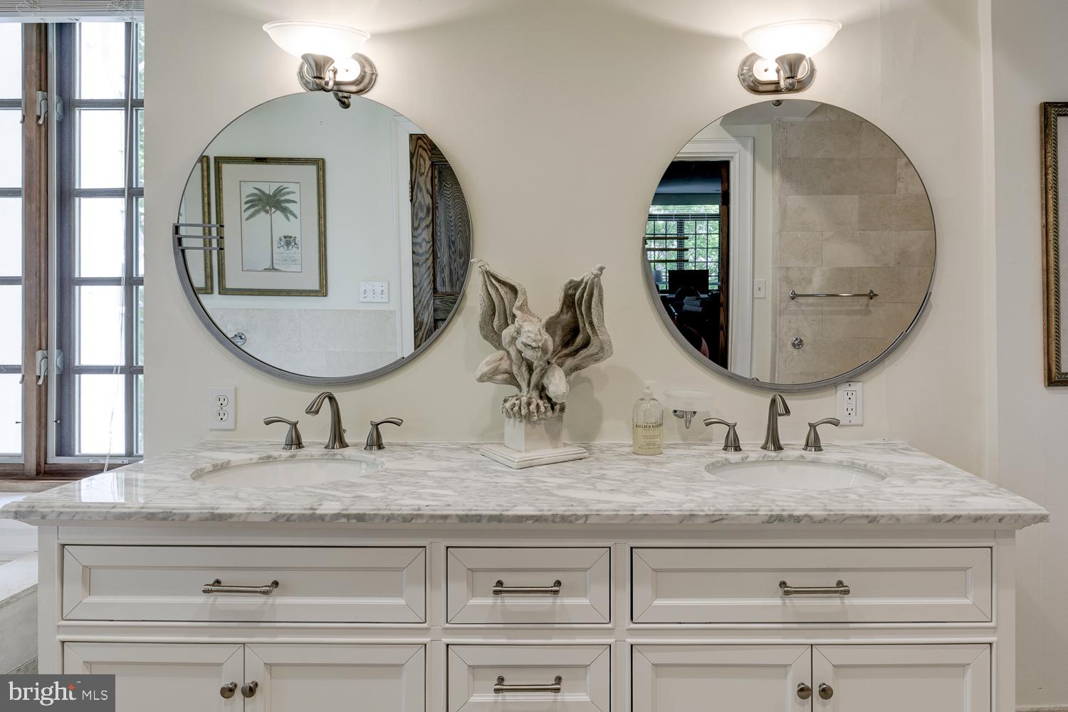 LOGAN CIRCLE - Residential