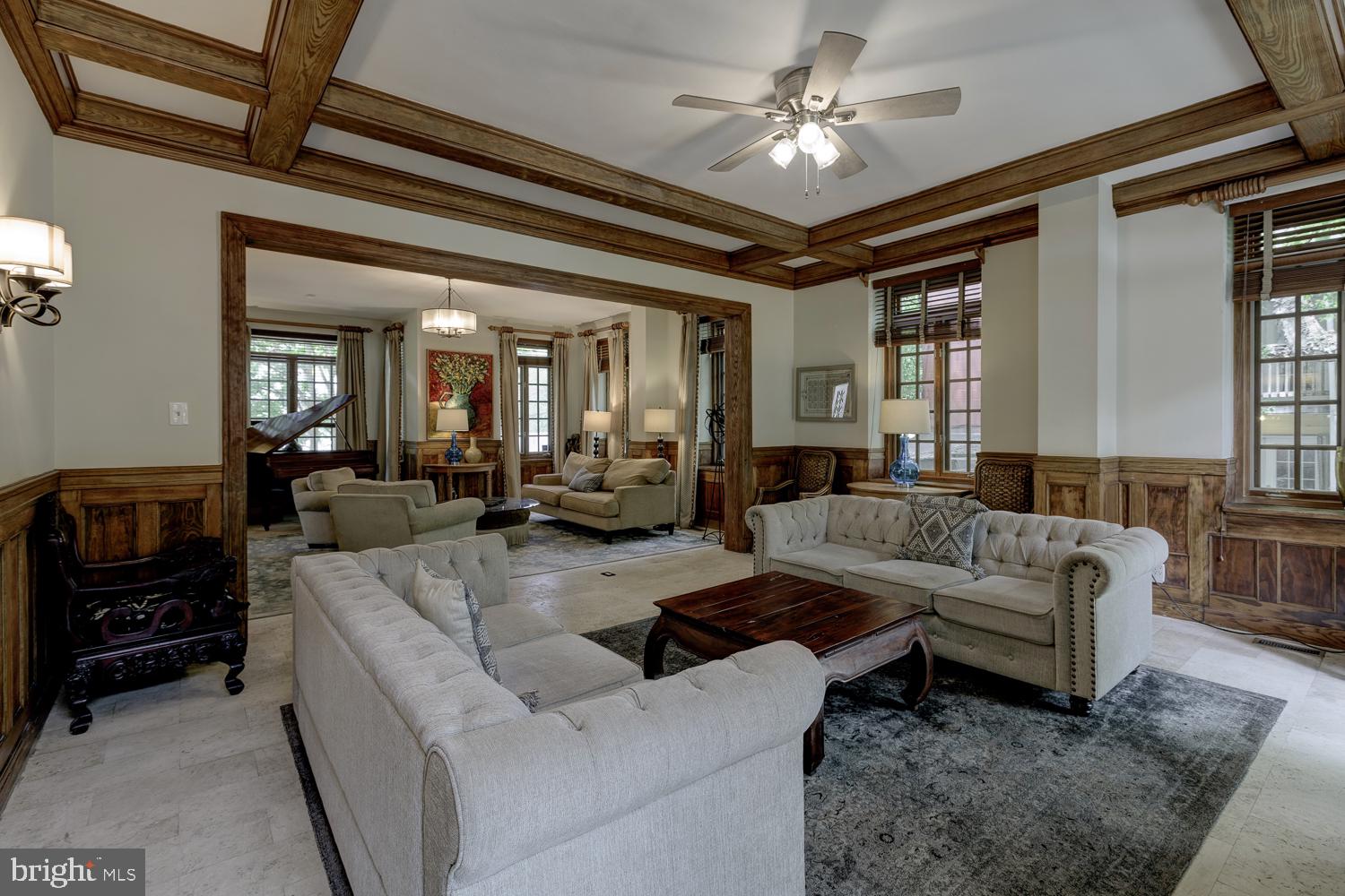 LOGAN CIRCLE - Residential