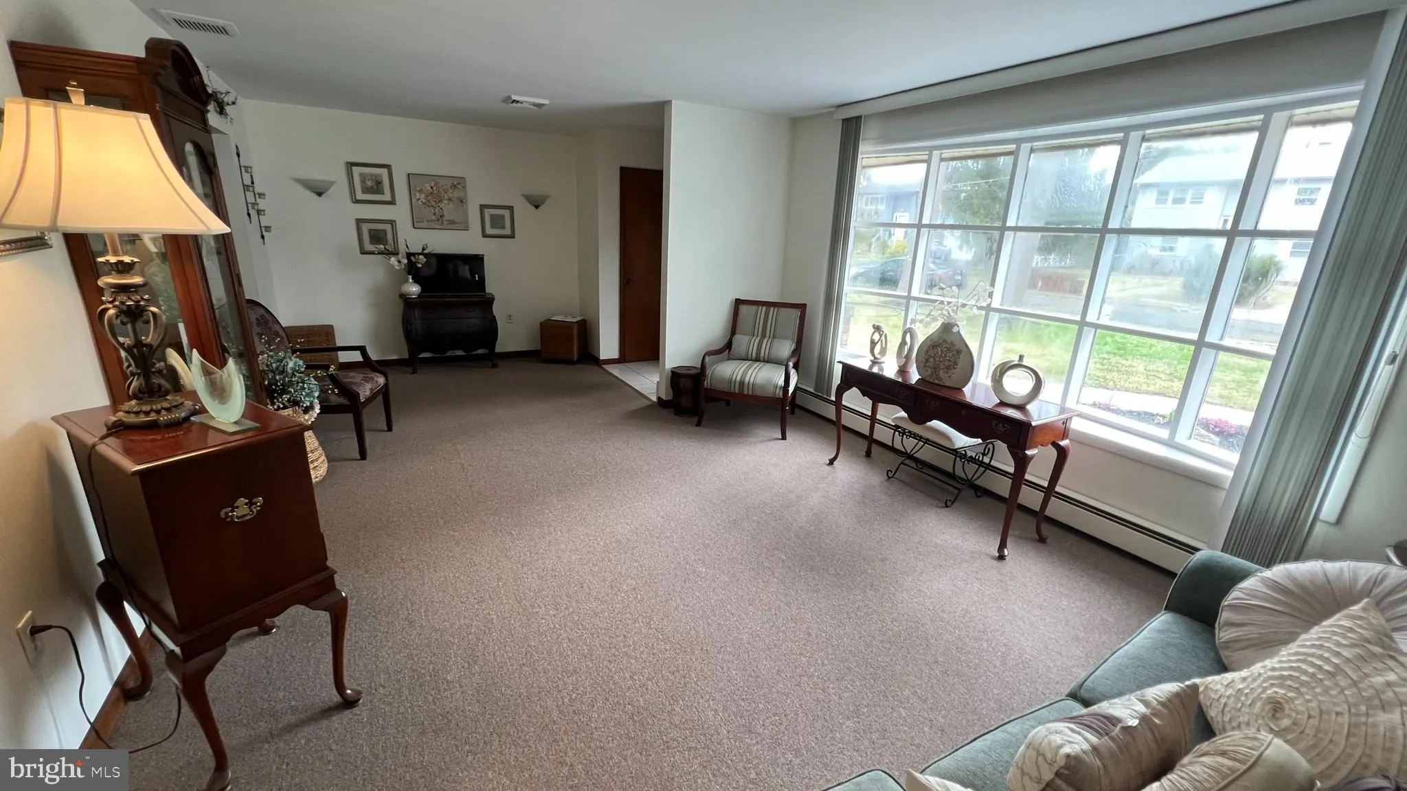 Cherry Hill, New Jersey 08002, United States, 3 Bedrooms Bedrooms, ,2 BathroomsBathrooms,Residential,Coming Soon,98407