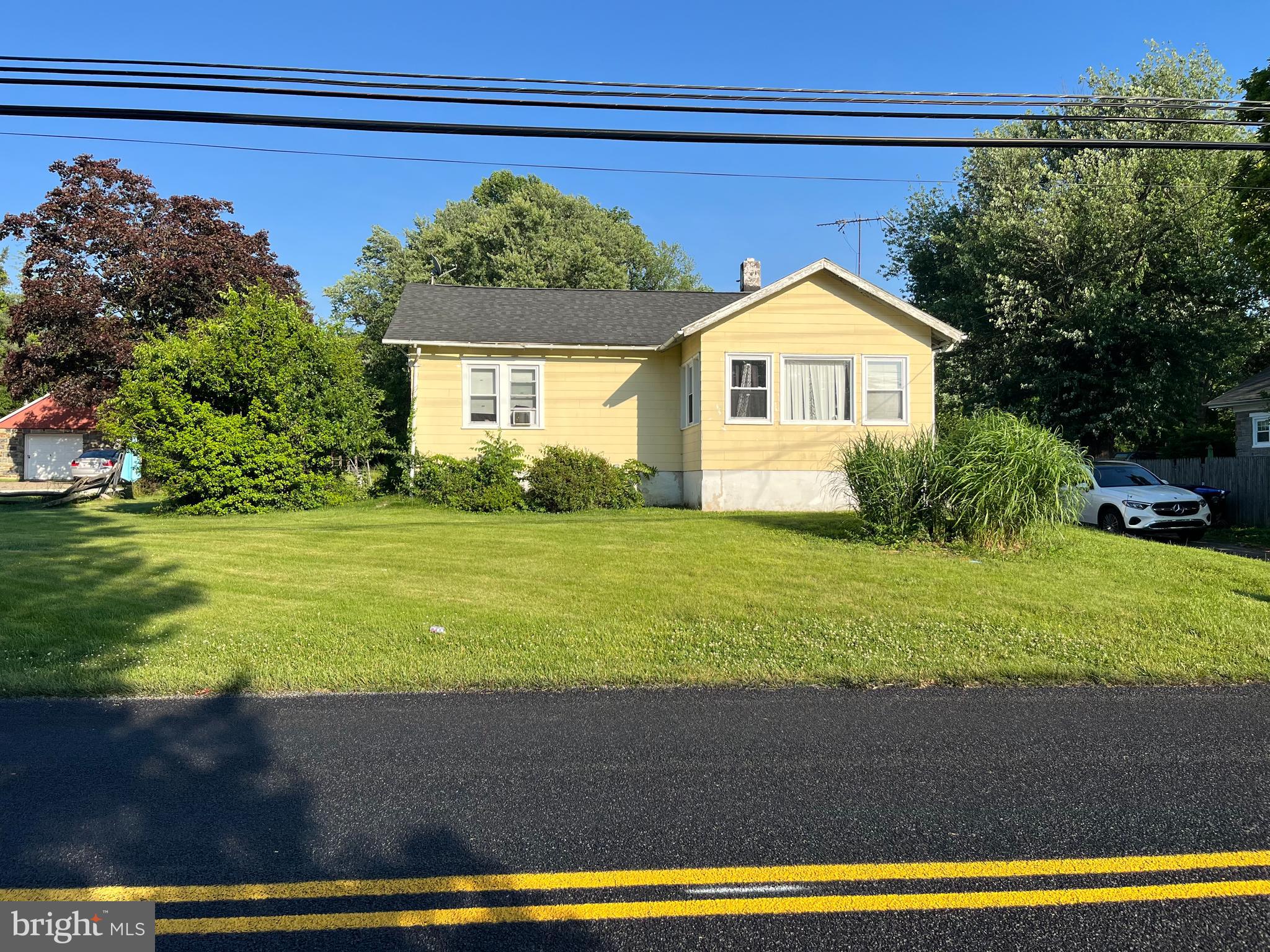 Photo 1 of 10 — 1837 LARKIN ROAD, UPPER CHICHESTER, PA 19061