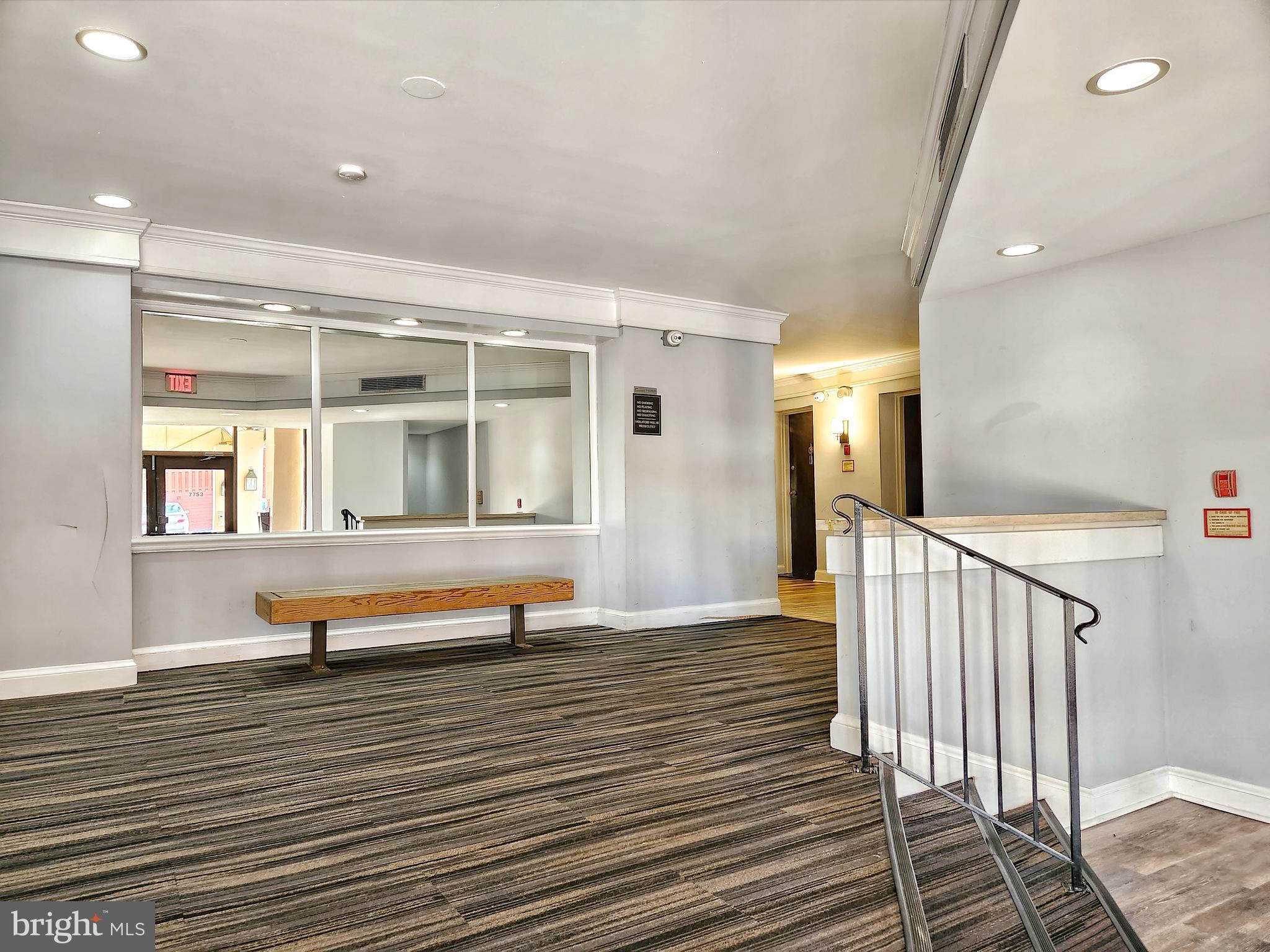 IVYMOUNT COURT - Residential Lease