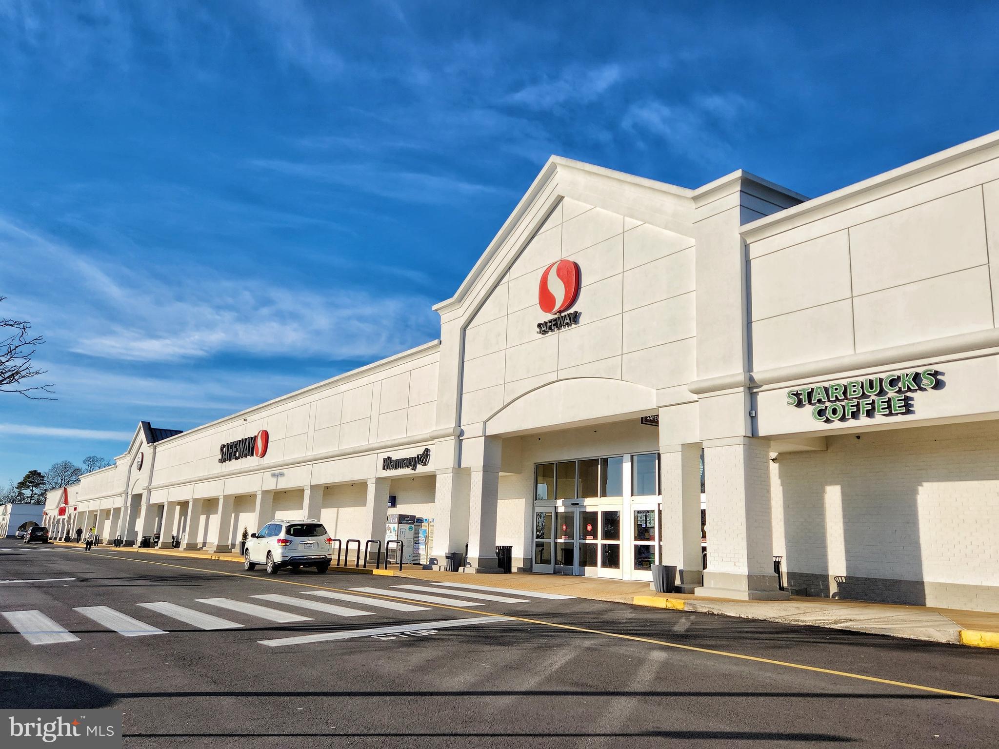 IVYMOUNT COURT - Residential Lease