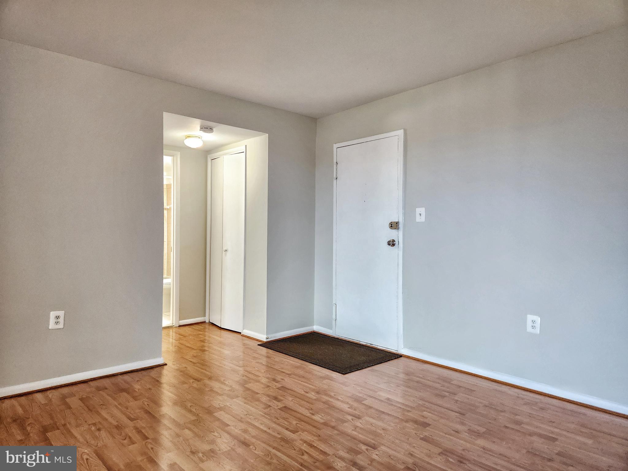 IVYMOUNT COURT - Residential Lease