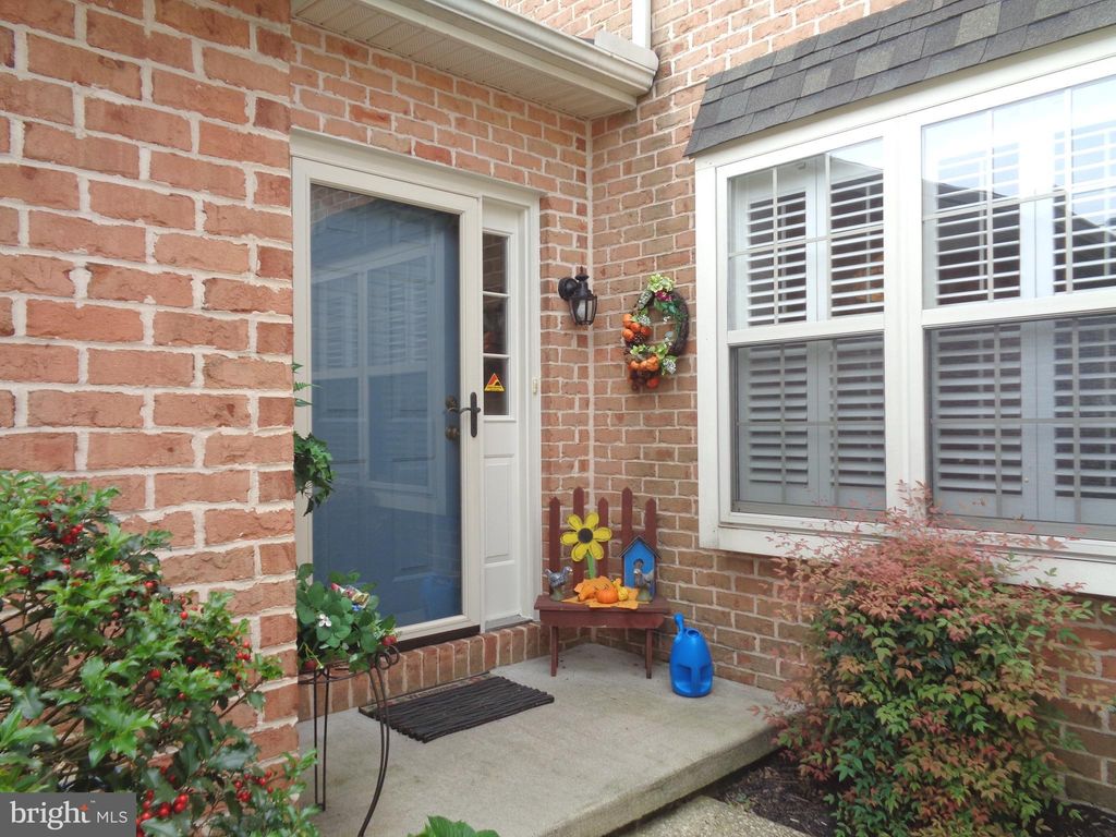 Photo of 140 Langley Square, Lancaster, PA 17603 (MLS # PALA2041444)