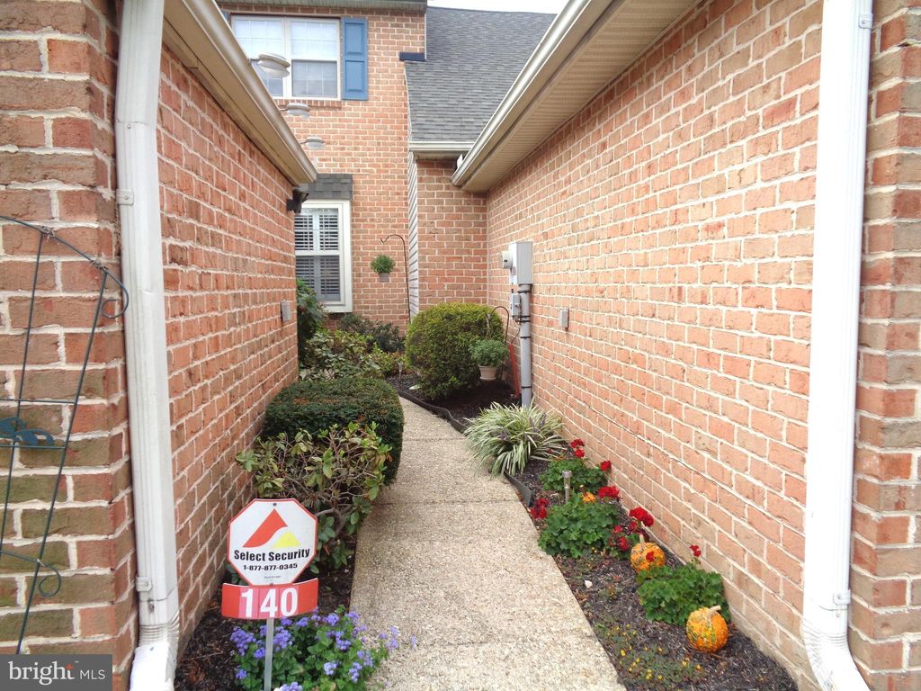 Photo of 140 Langley Square, Lancaster, PA 17603 (MLS # PALA2041444)