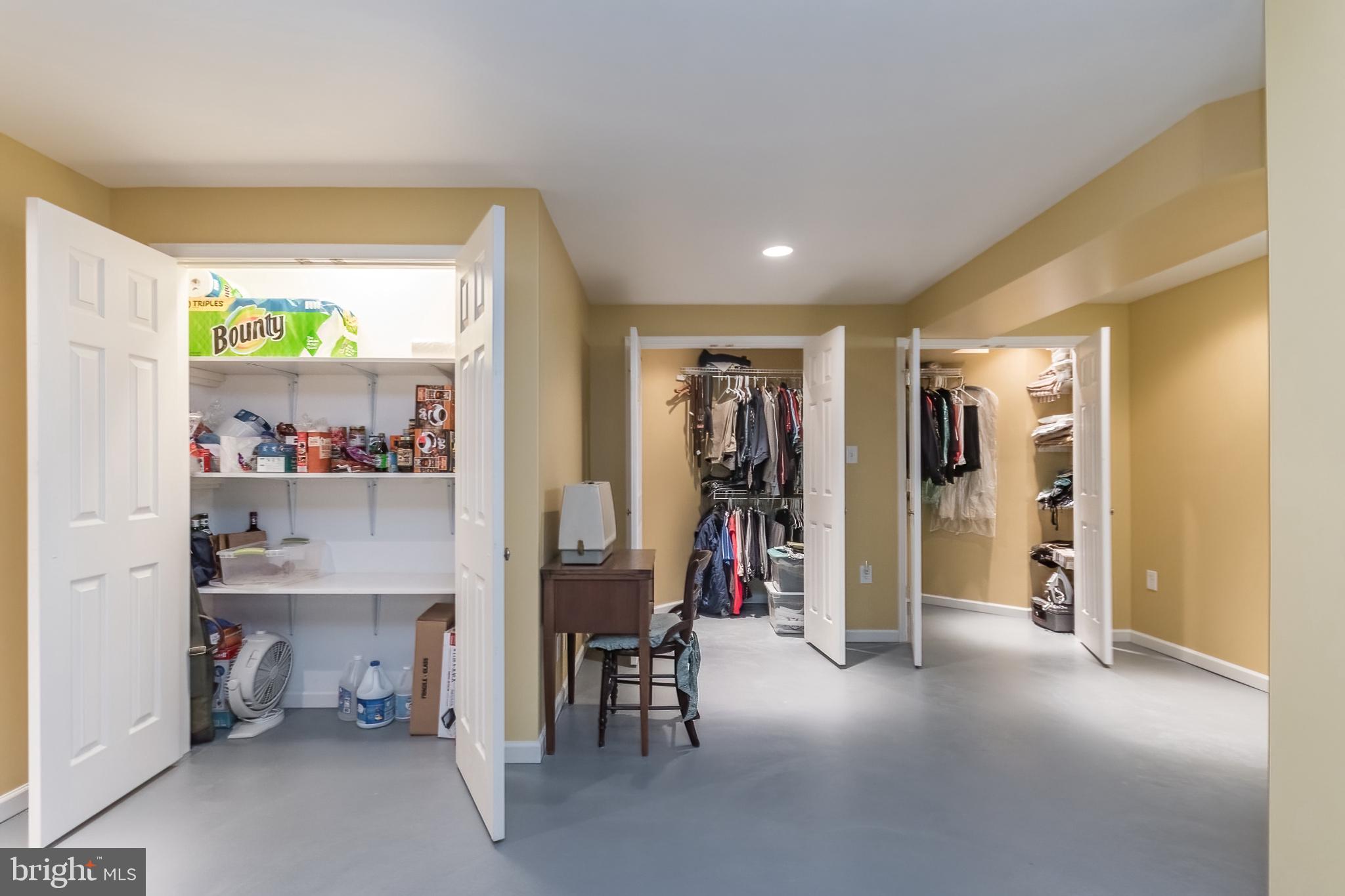 MARTINSBURG STATION - Residential