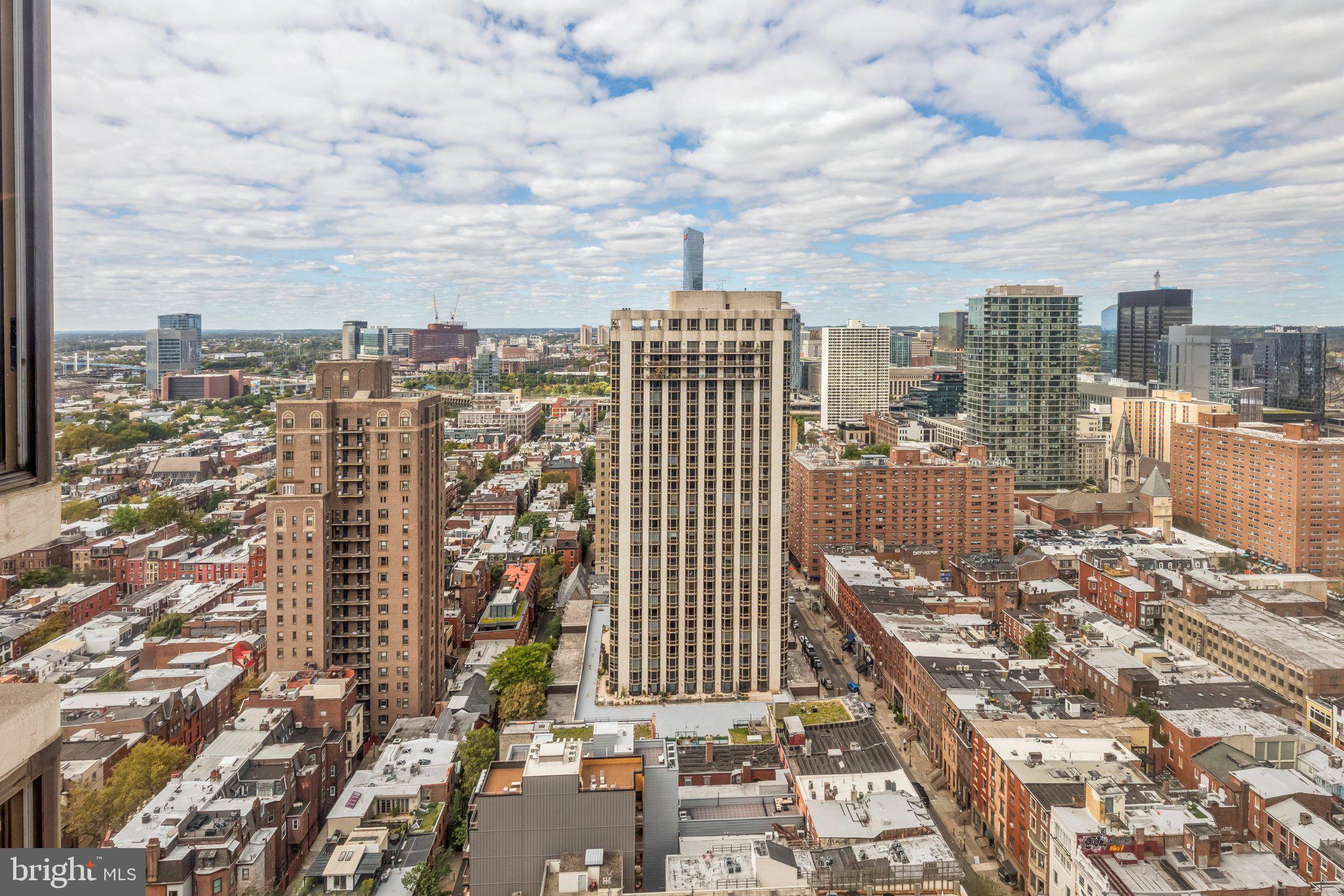 RITTENHOUSE SQUARE - Residential