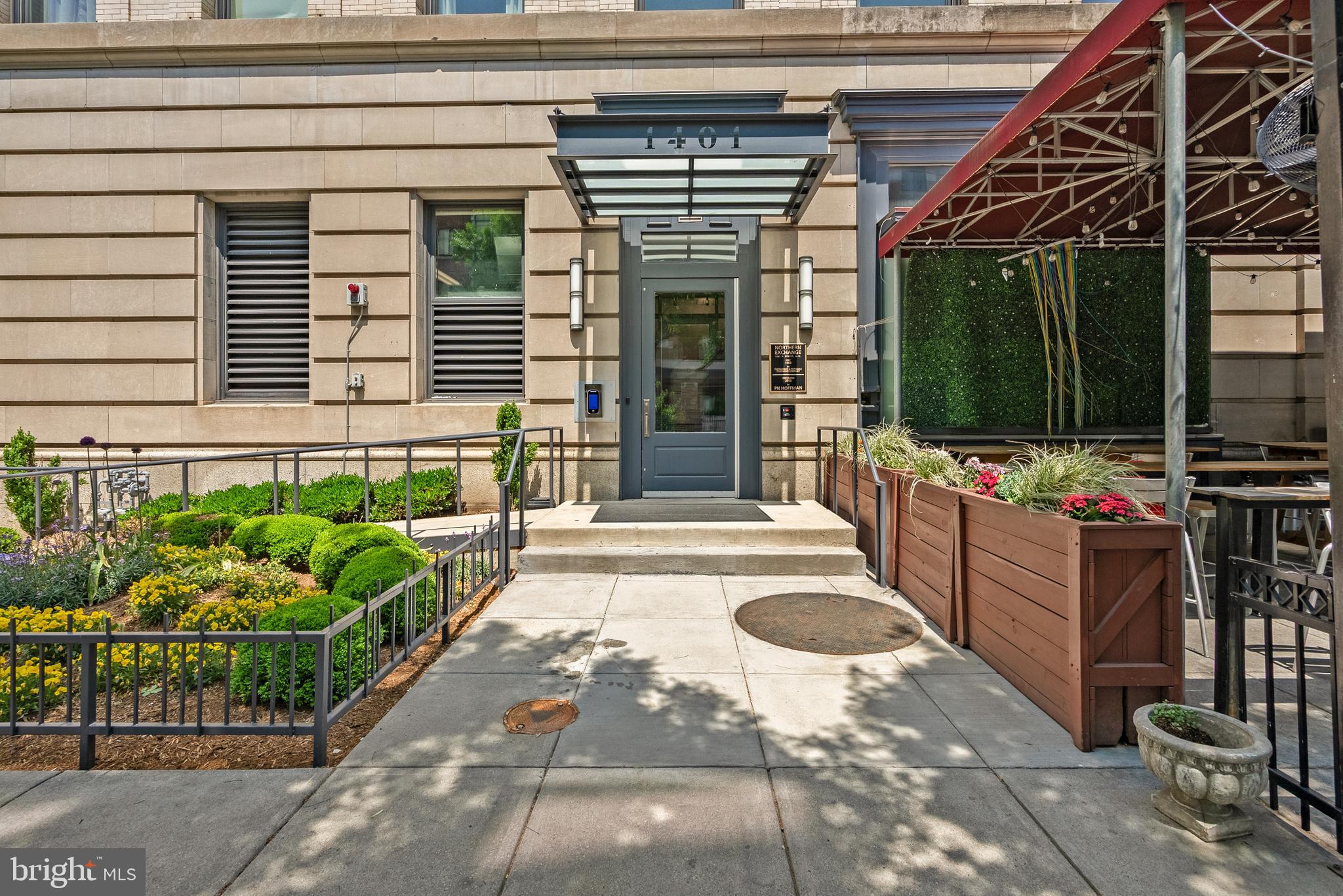 1401 R STREET NW 304