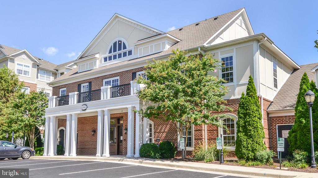 BRYSON AT WOODLAND PARK - Residential Lease