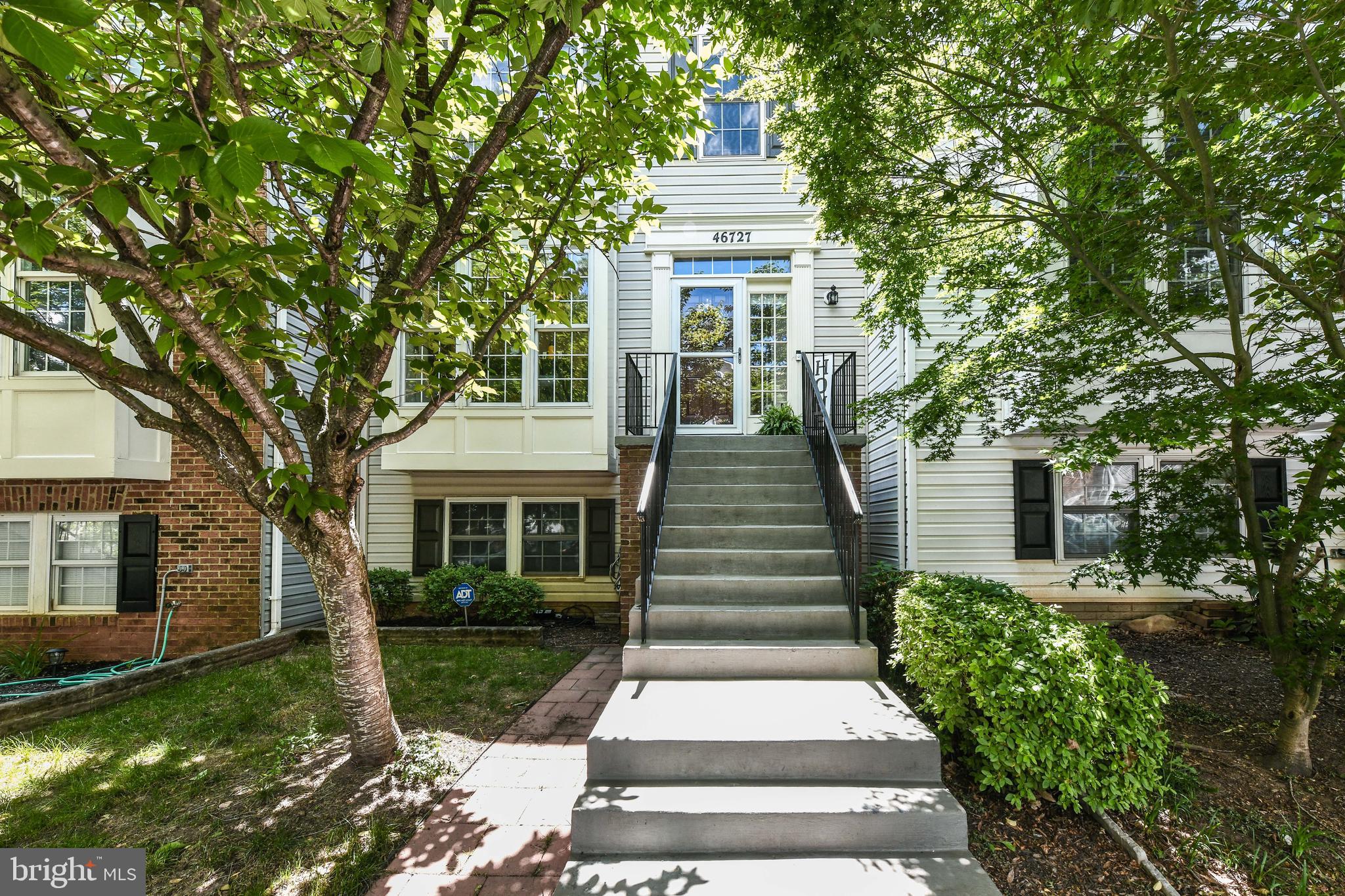 CASCADES - Residential Lease